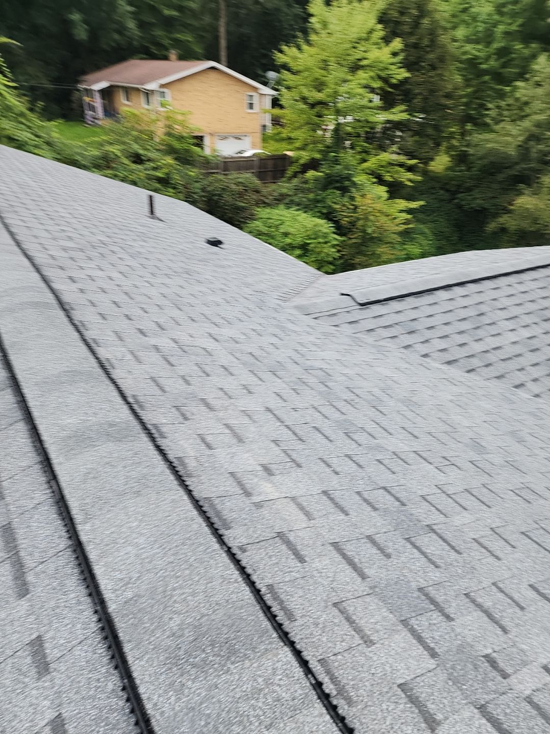 ATLAS PINNACLE COLOR: PEWTER by Eagle Eye Roofing