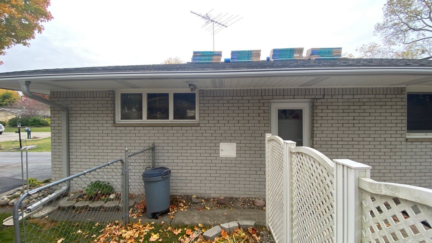 Roof Replacement using CertainTeed Landmark by 180 Contractors