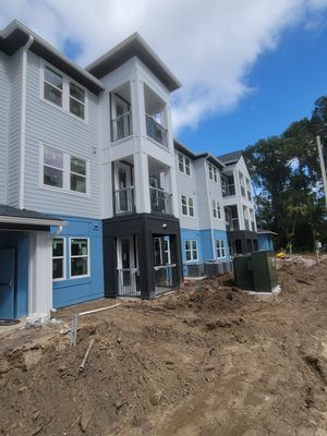 7-Inch Seamless Gutters for Large Roofs in Daytona Beach FL