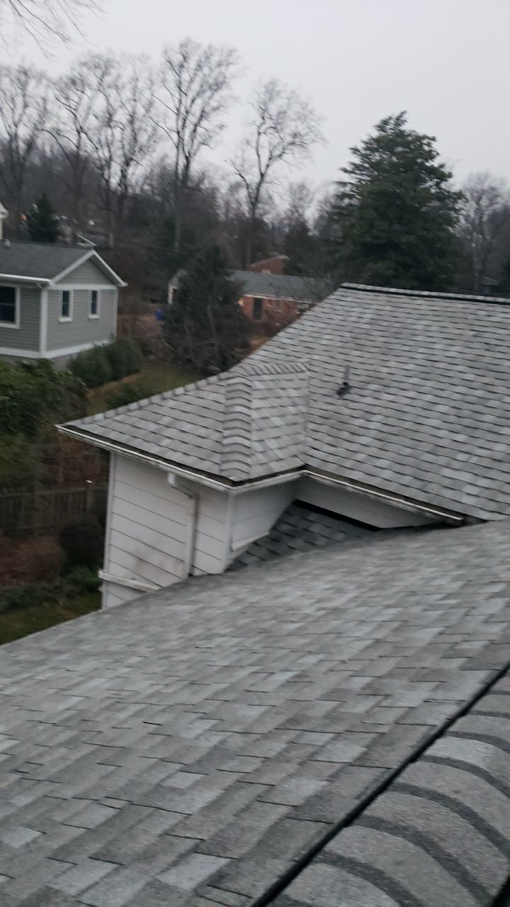 Arlington: CertainTeed Landmark Designer Shingles in Cobblestone Gray by RM Banning, Inc.