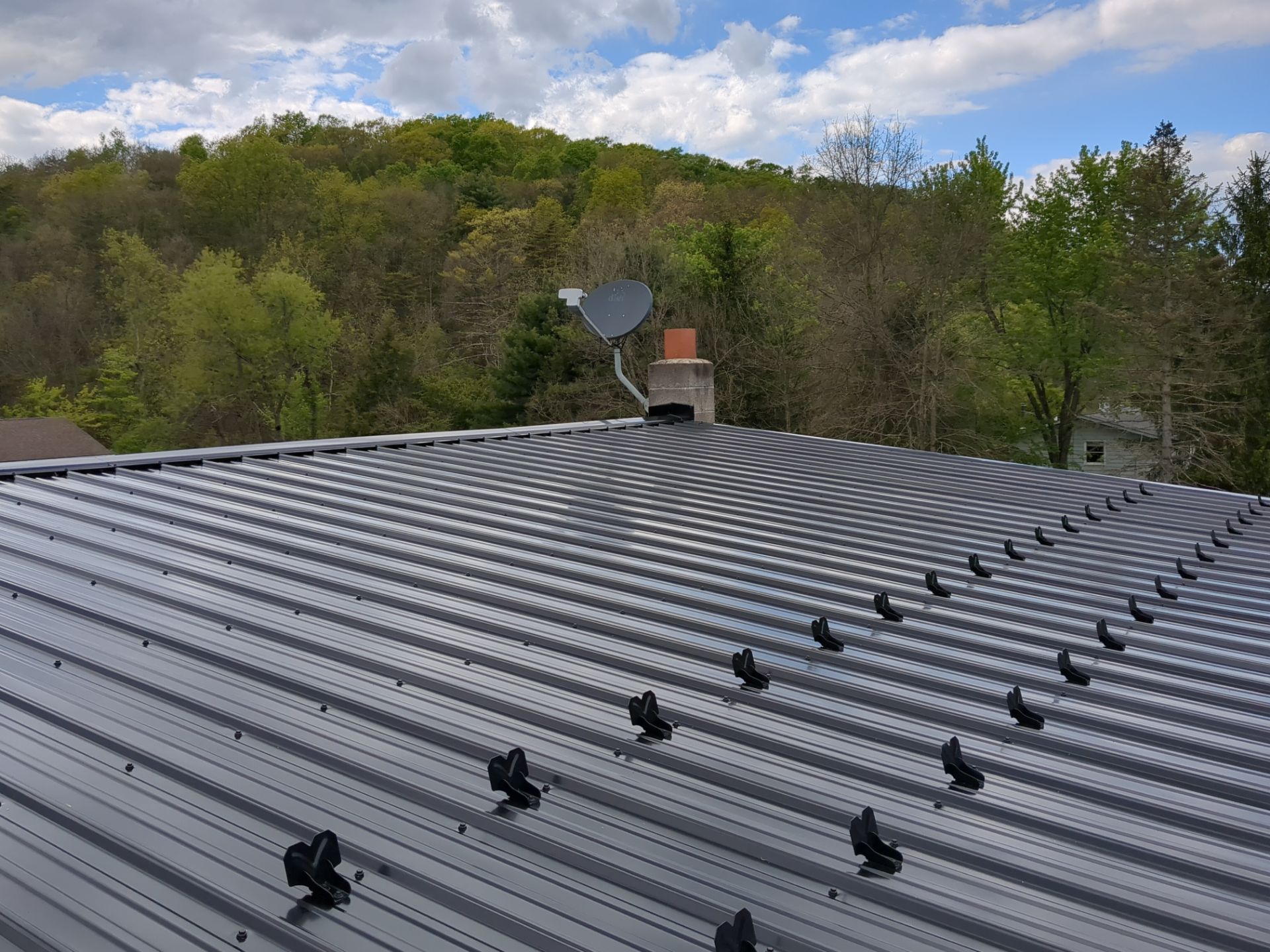 Metal Roofing and Vinyl Siding Replacement in Lewisburg by Esh Builders