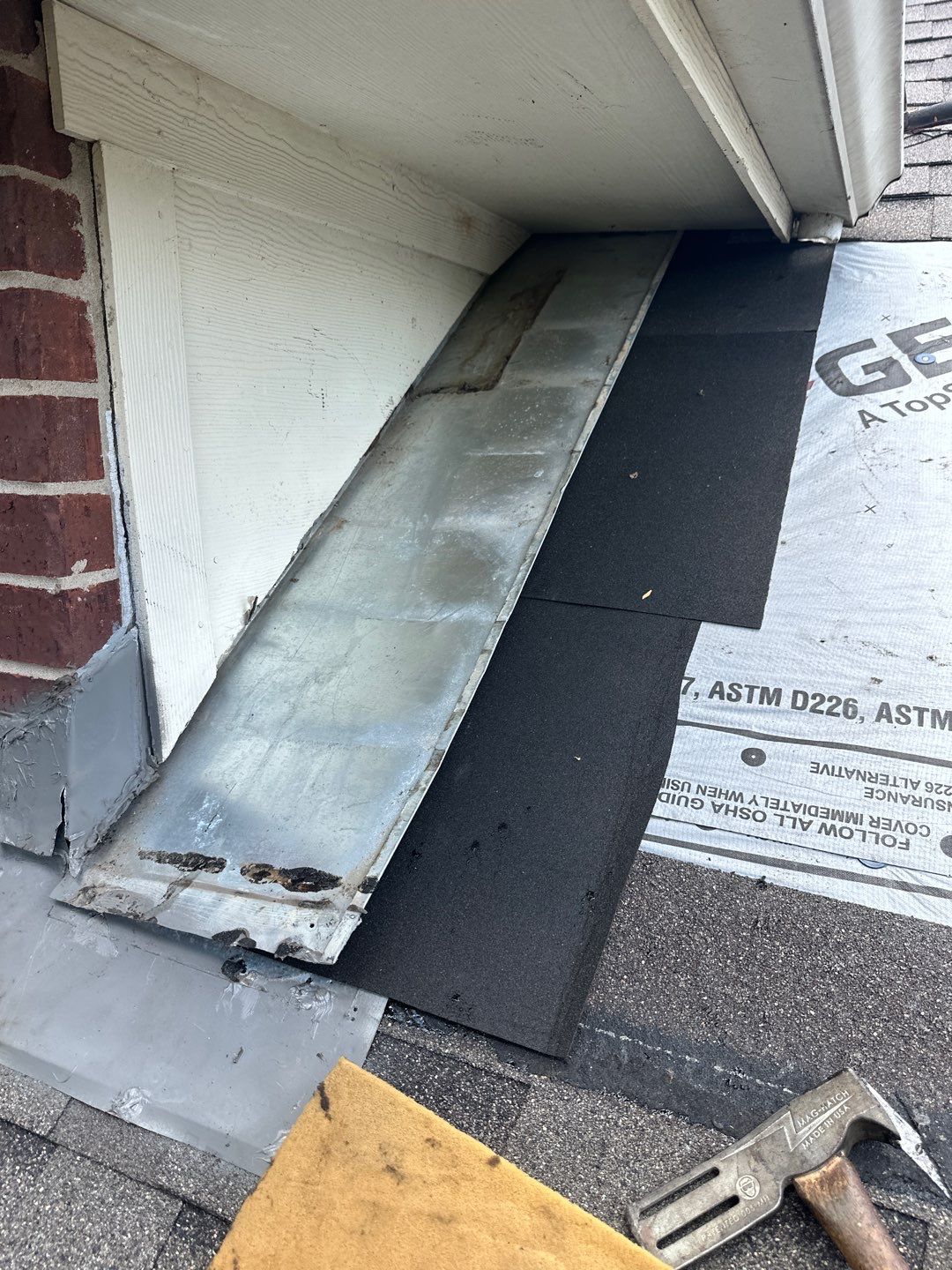 Hail Damage using Owen's Corning Duration (Lifetime) Shingles by Roof Repair Company
