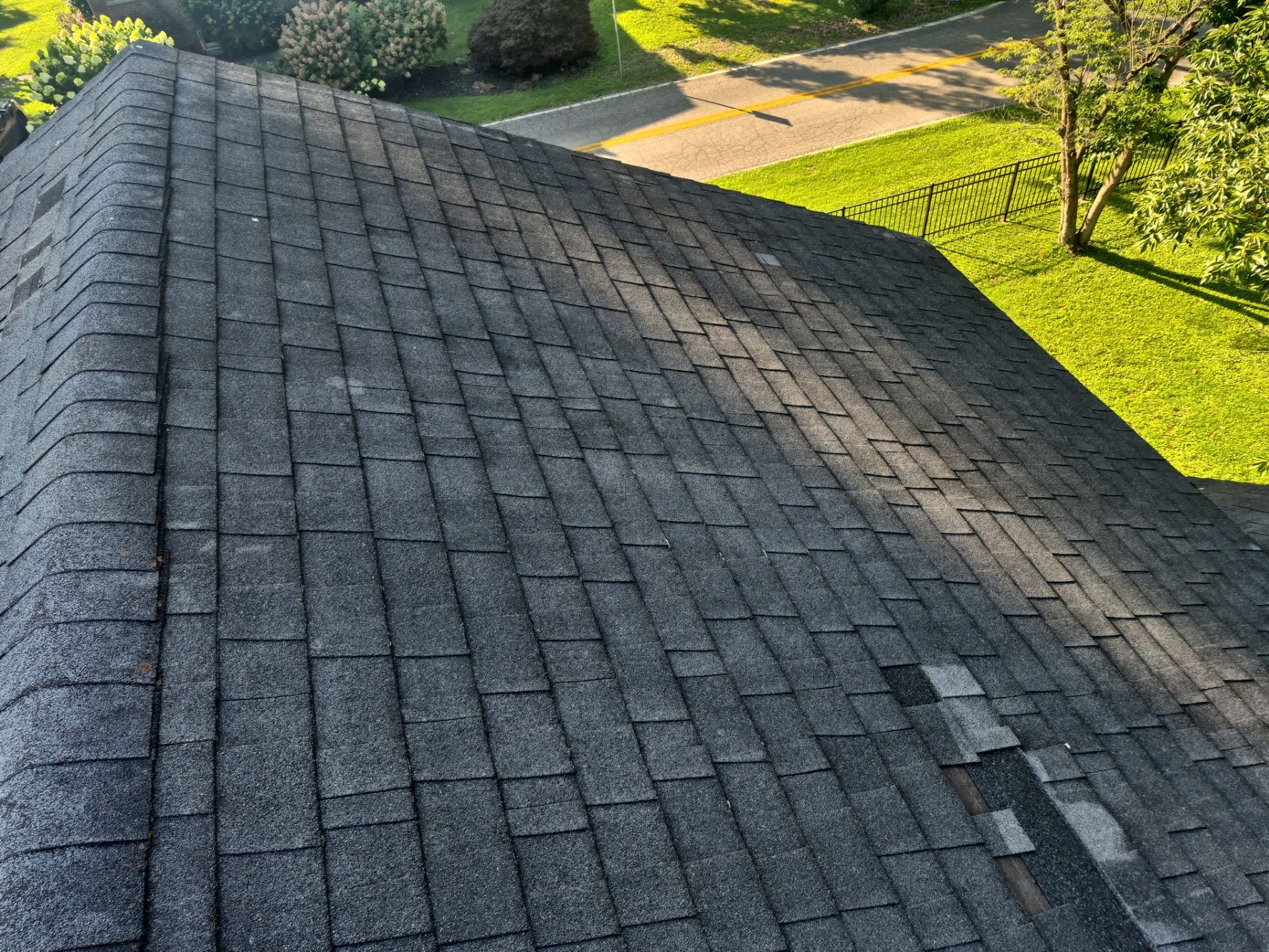 Charleston WV IKO Dynasty Roof Replacement – Premium Asphalt Shingles & Expert Installation by Mr. Roofer