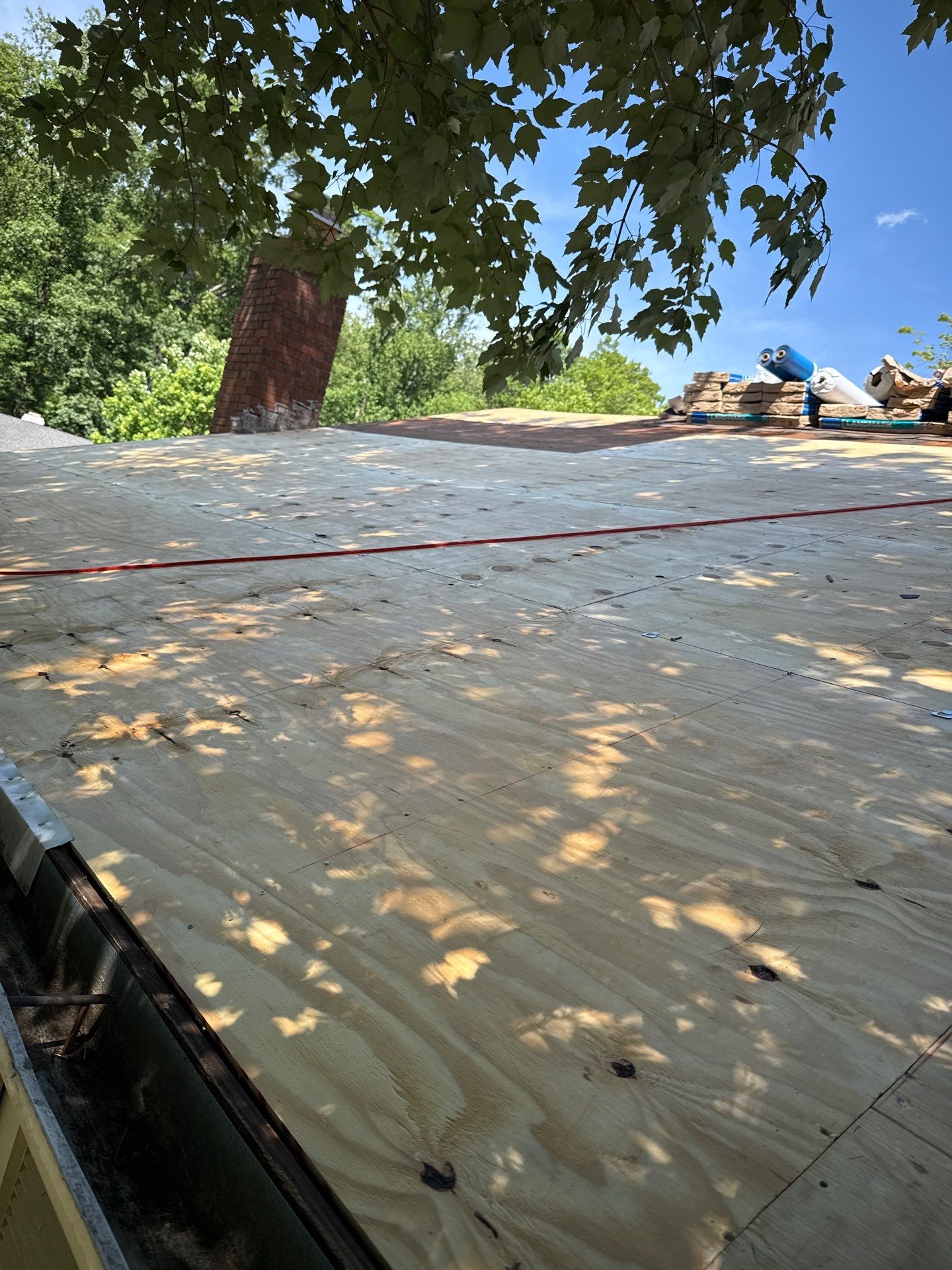 West Springfield: Residential Roof Replacement with CertainTeed Landmark in Heather Blend by RM Banning, Inc.