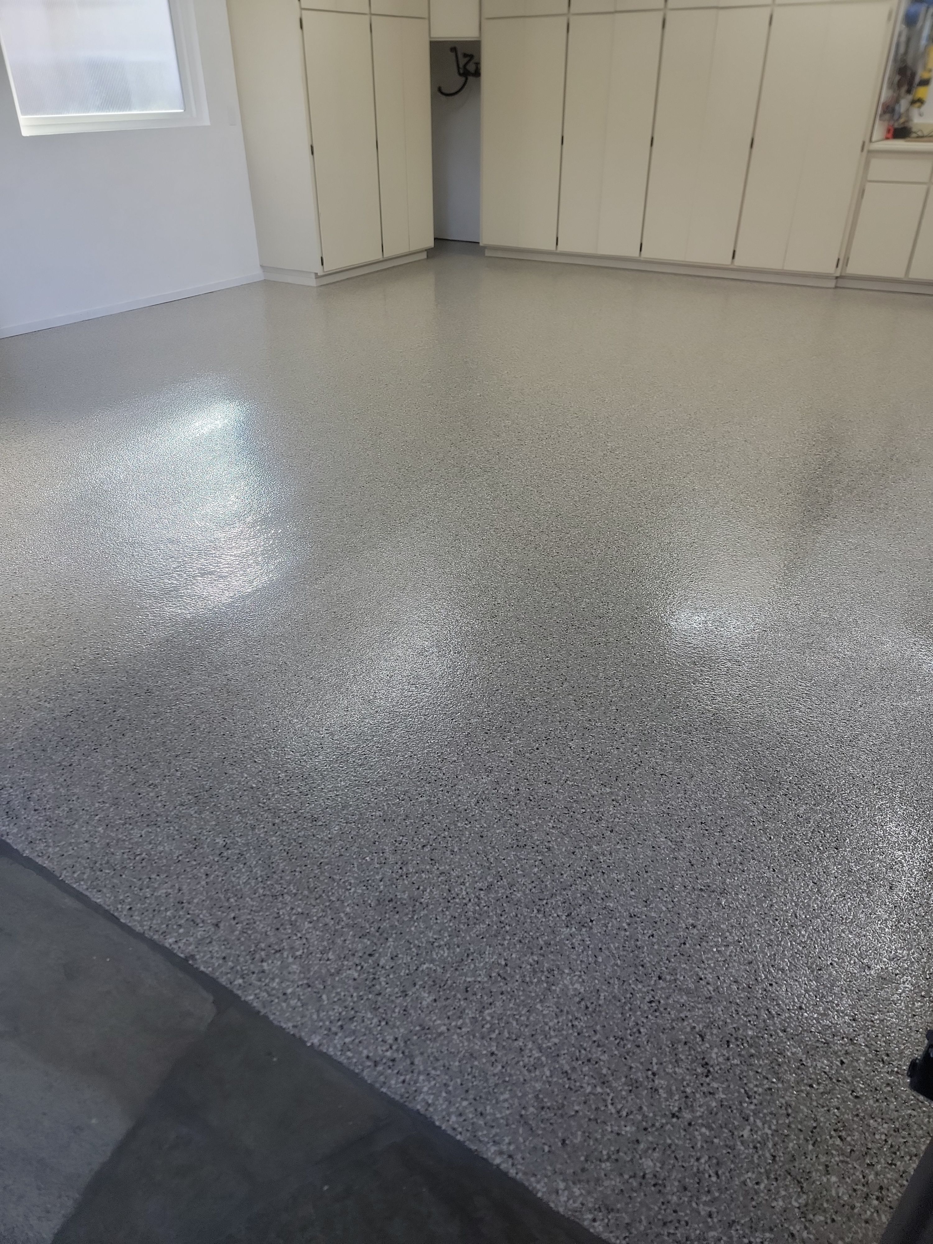 Creekbed Flake Polyurea Garage Floor Installation in Morro Bay by MGP Coatings
