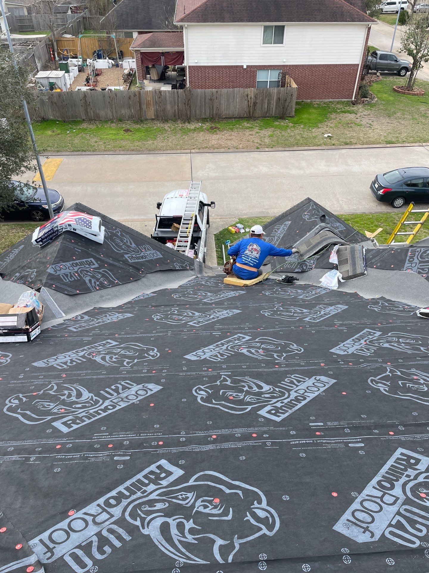 Residential Roofing Installation using Owen's Corning Duration (Lifetime) Shingles by Roof Repair Company