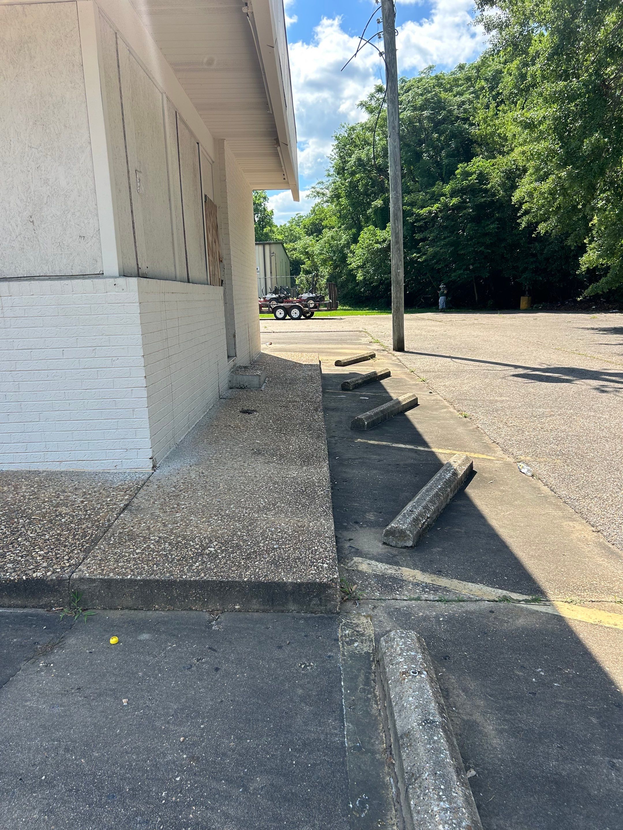 Commercial Exterior Maintenance and Lawn Care in Montgomery by BTops Landscaping Inc.