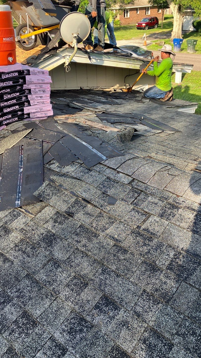 Project in Largo 33770 by Mitchell Roofing Company LLC 