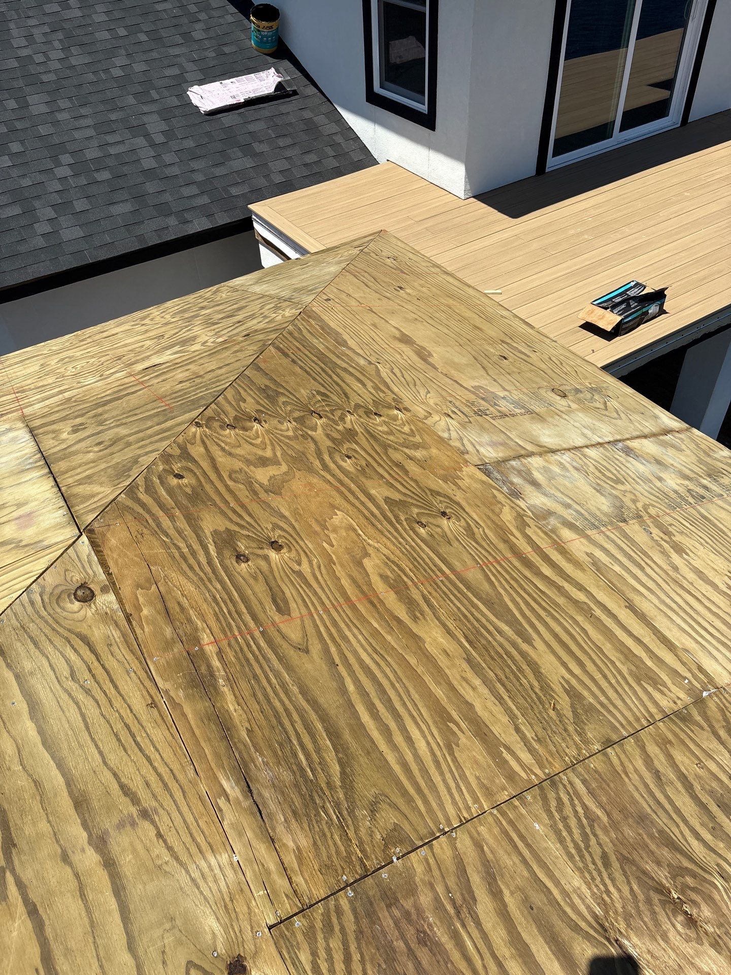 Island Time Modernized by Bayfront Roofing and Construction