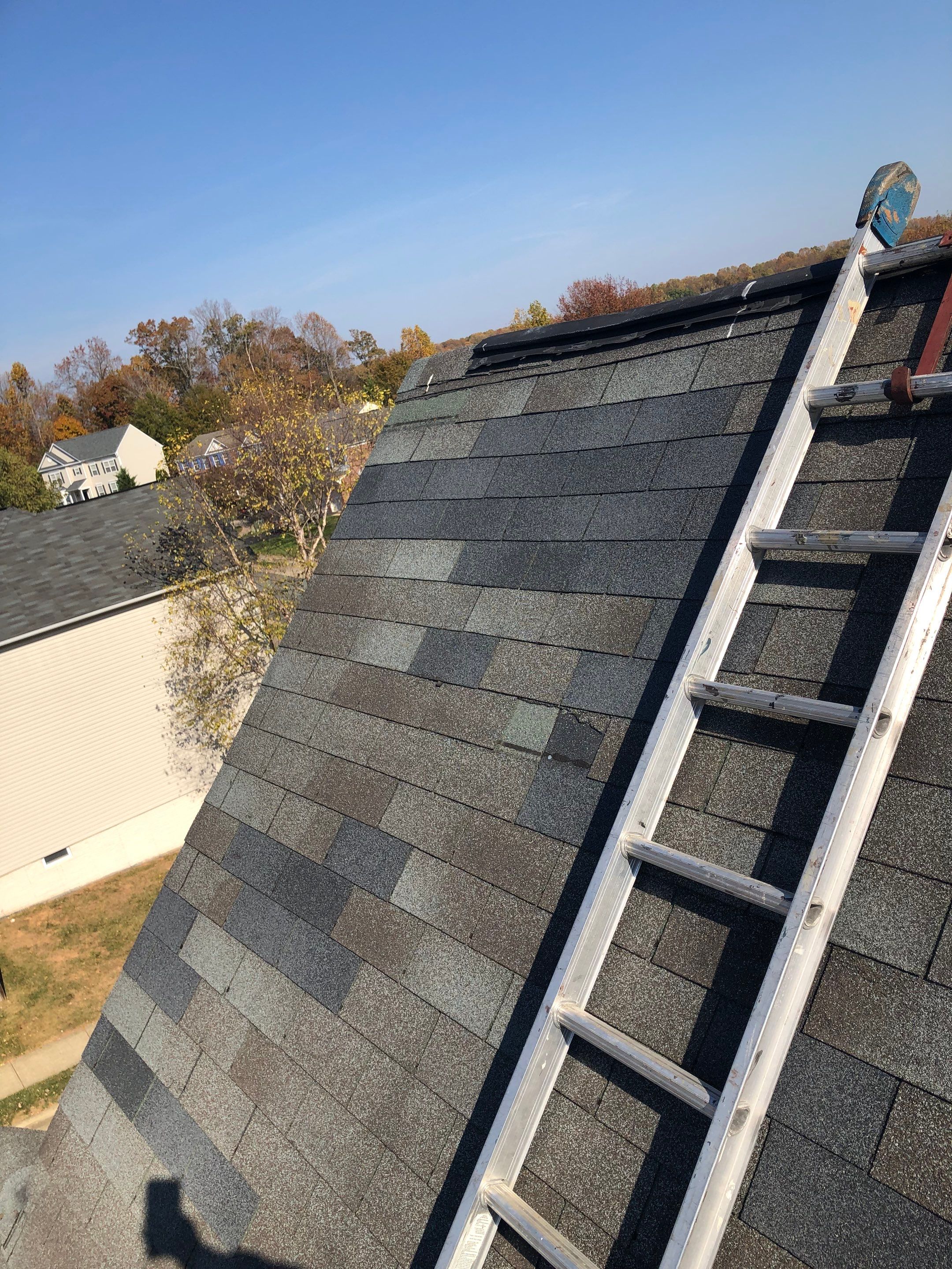Woodbridge CertainTeed Landmark Roof in Charcoal Black by RM Banning, Inc.