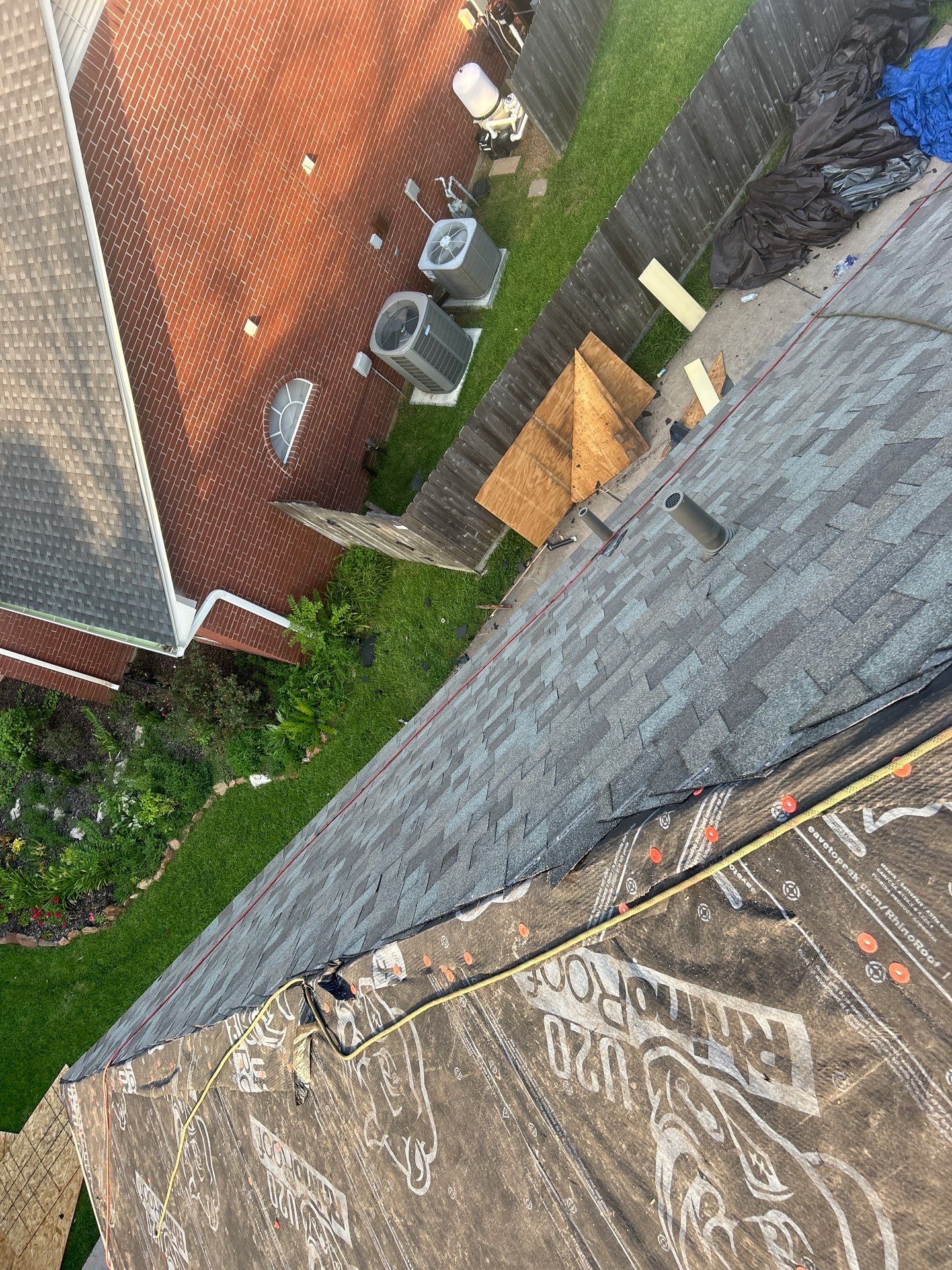 Residential Roofing Installation using Owen's Corning Duration (Lifetime) Shingles by Roof Repair Company