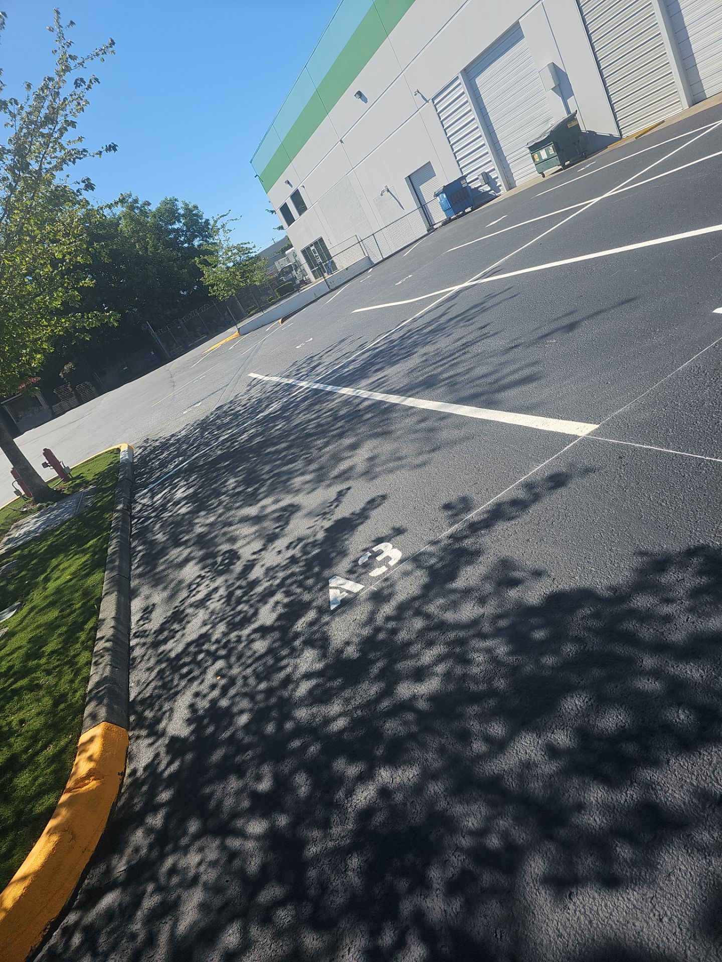 Commercial Sealcoat & Asphalt Patch Repair | Lynnwood  by Jireh Asphalt & Concrete Inc 