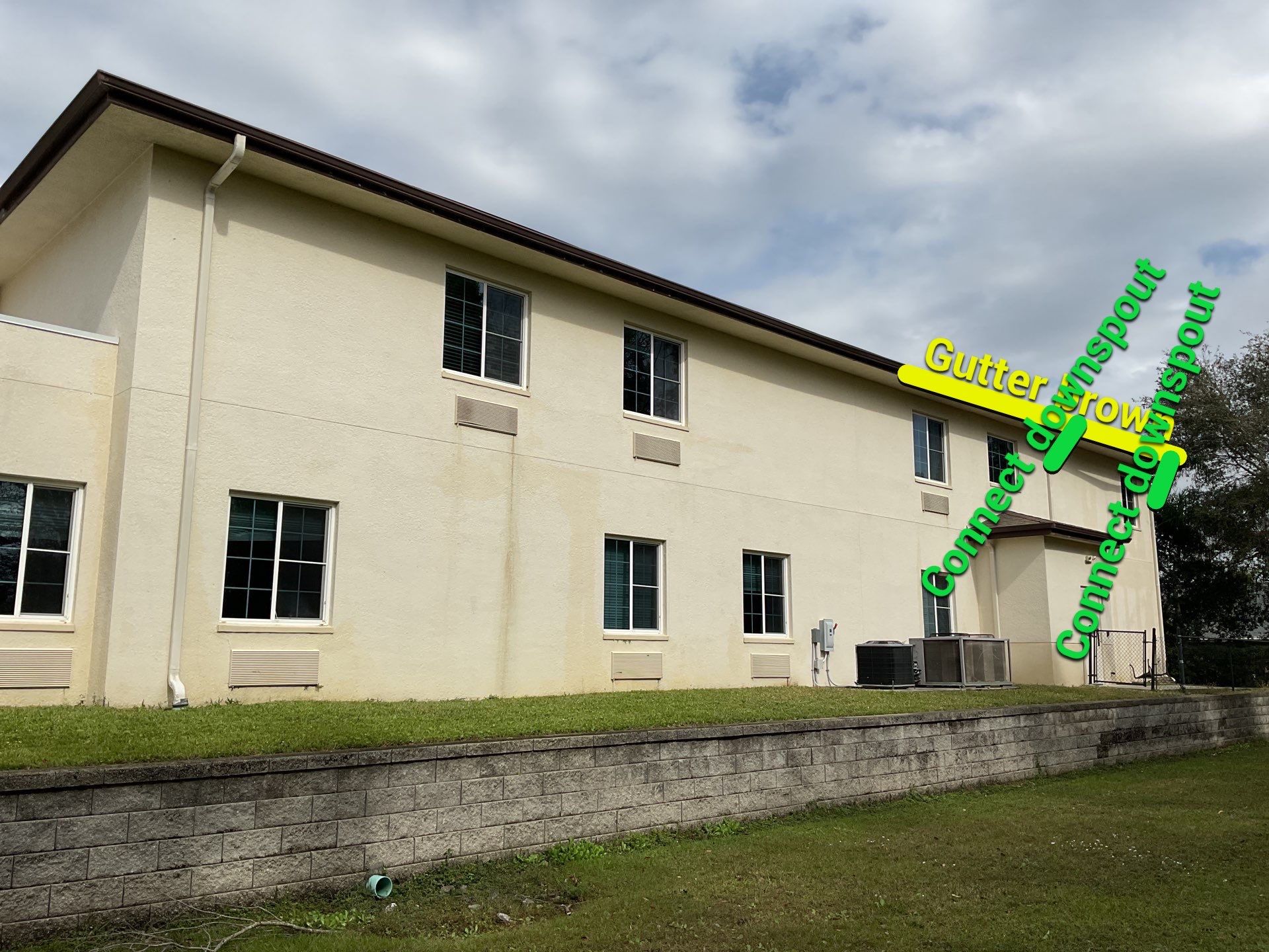 Musket Brown Seamless Gutters using Musket Brown Seamless Gutters in Capen Coral FL by Gutter Professors