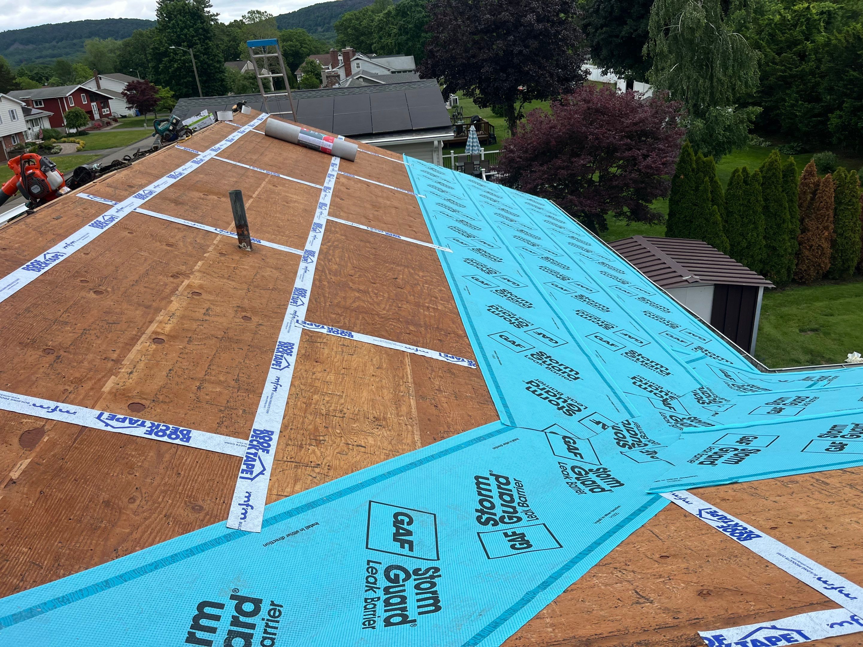 Beautiful new Roof- It's what we do! By DiGiorgi by DiGiorgi Roofing and Siding Inc