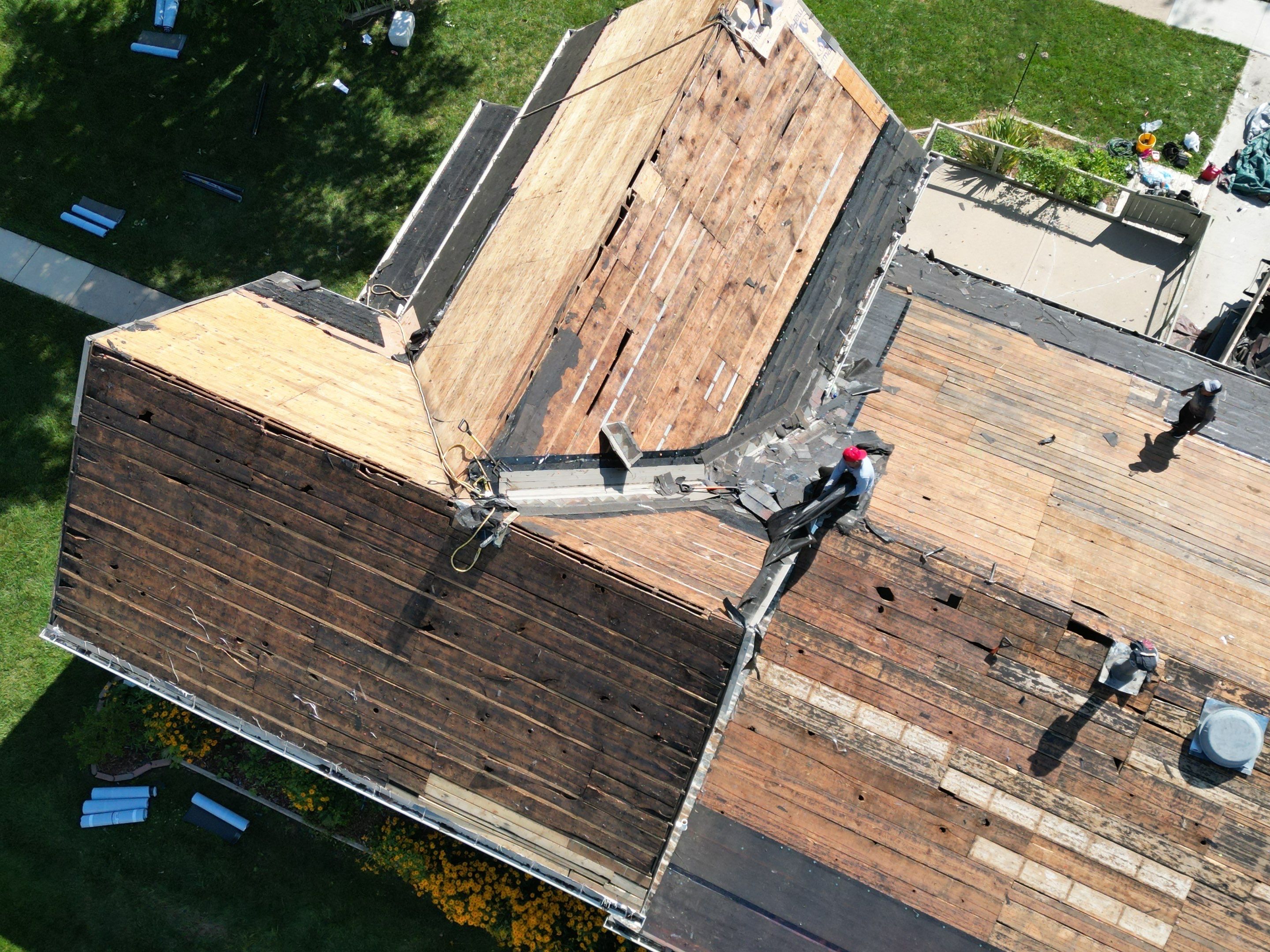 Residential Roofing Installation using Owens Corning Duration Colonial Slate by Lightning Exteriors