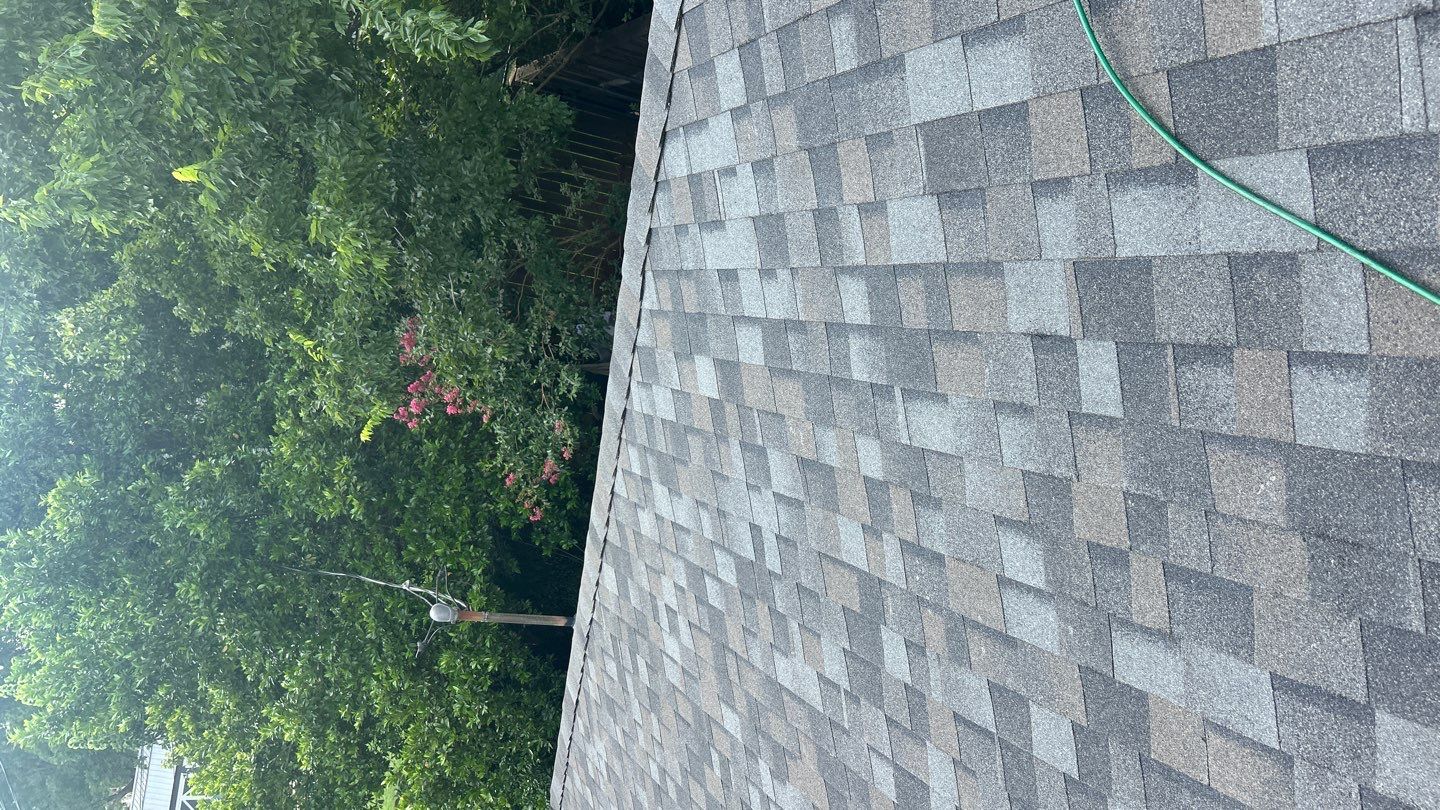 Williamsburg Gray - Owens Corning TruDefinition Duration by RoofsOnly.com