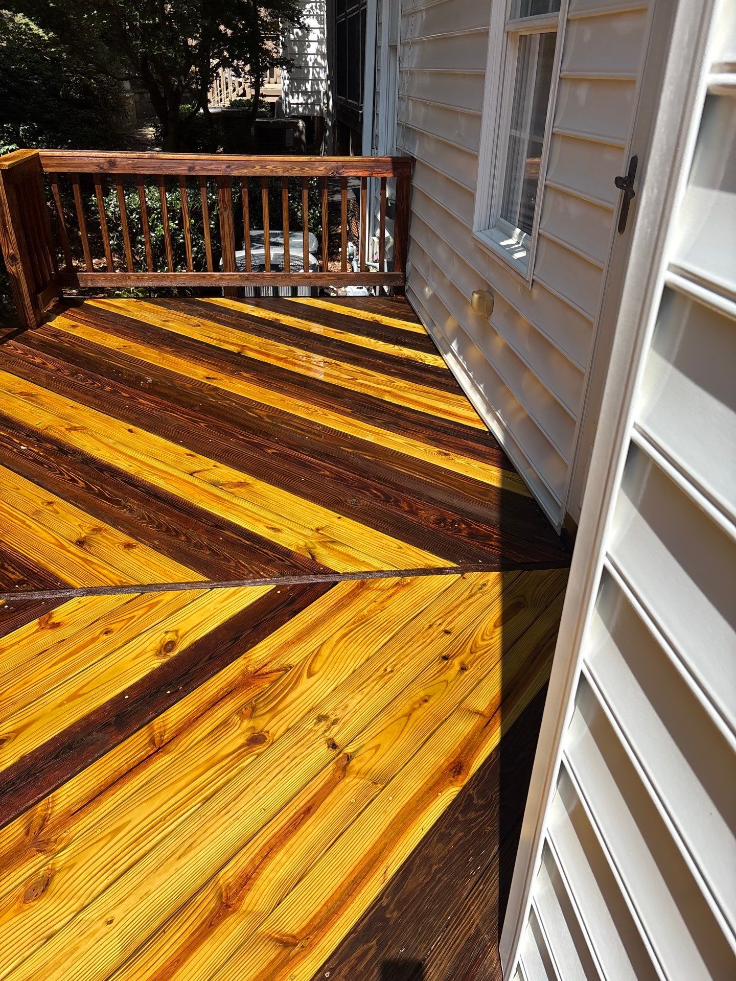 Deck using Wood Sealant by DuraSeal