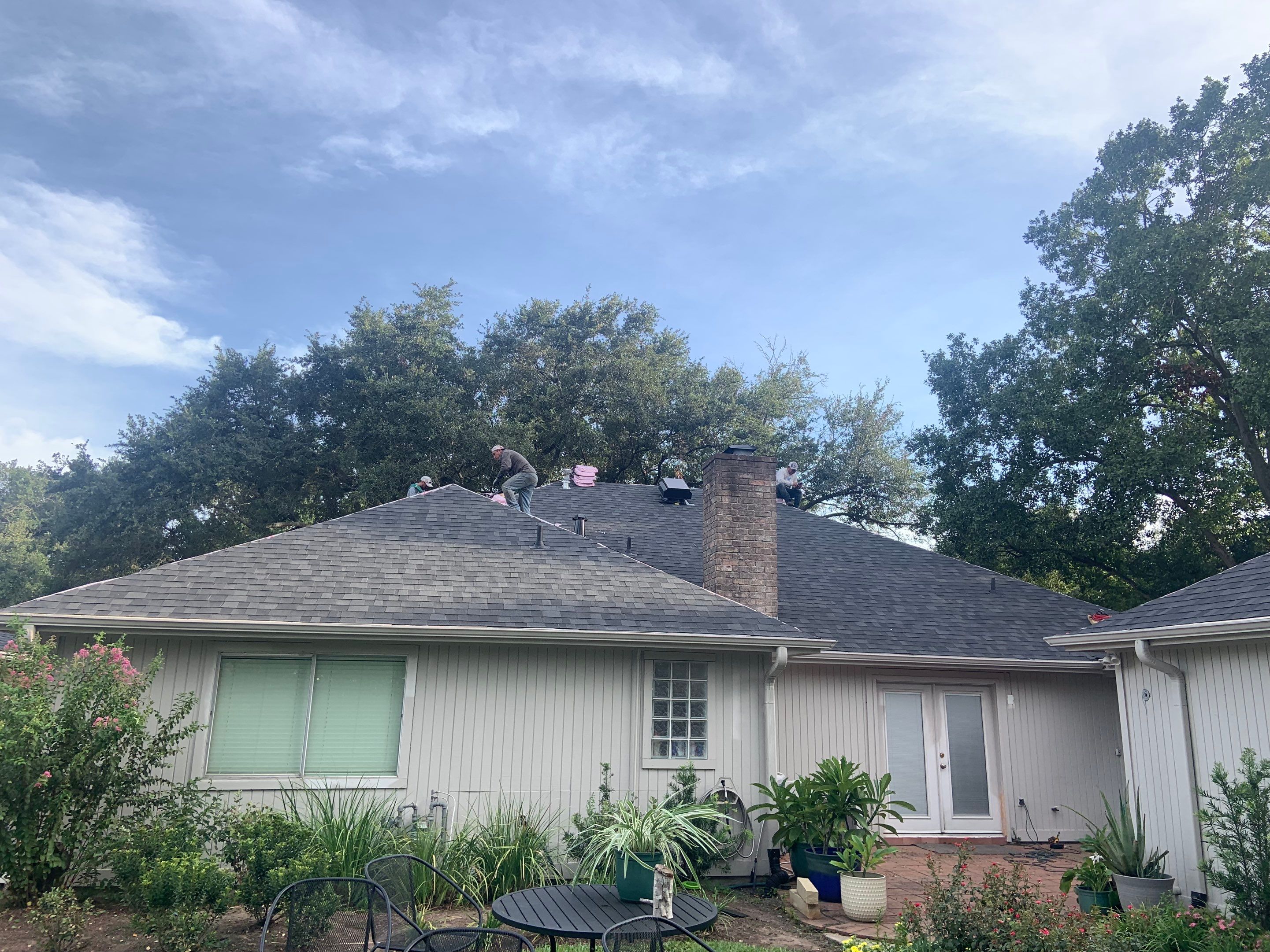 Residential Roofing Installation using Owen's Corning Duration (Lifetime) Shingles by Roof Repair Company