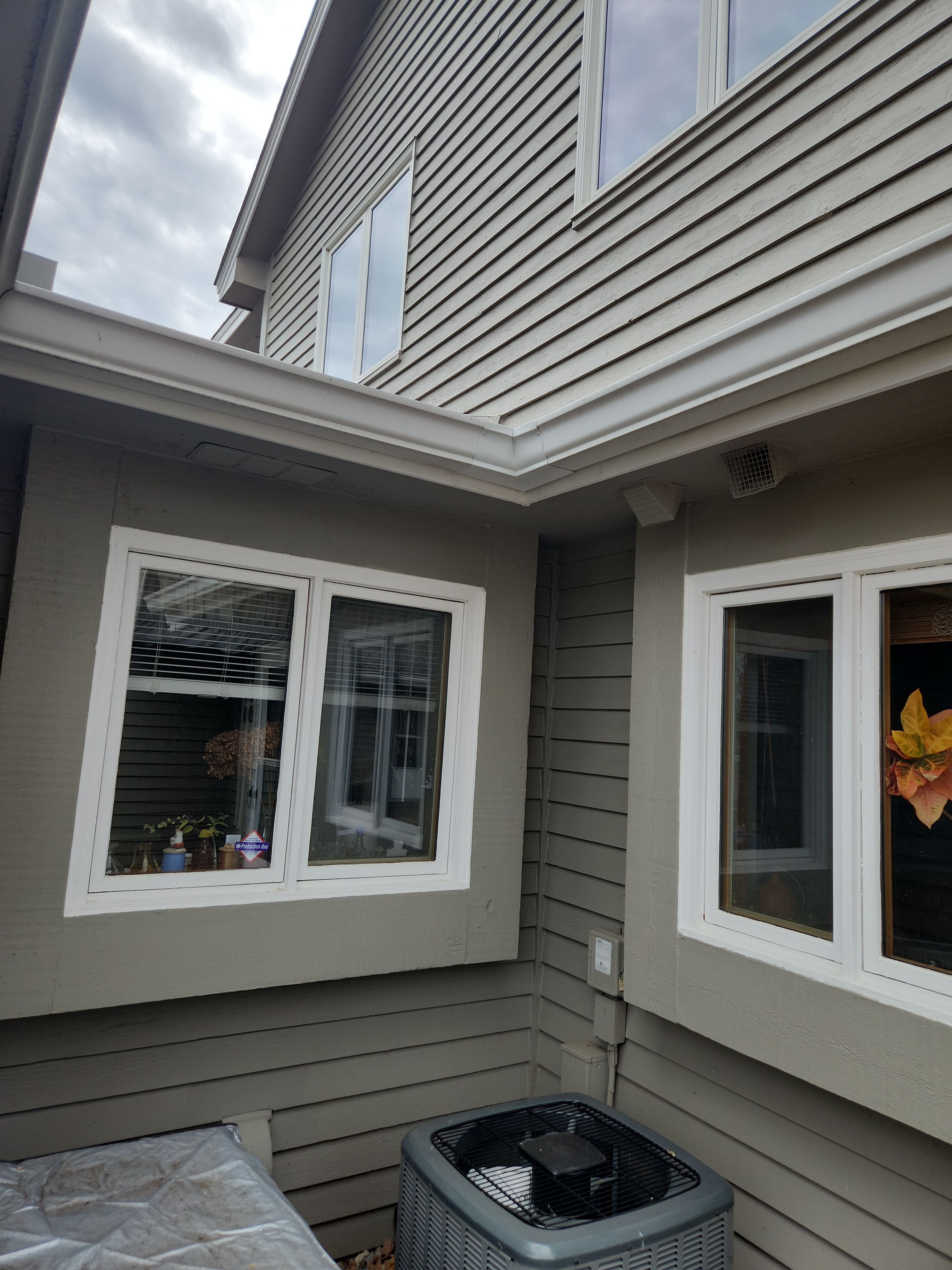 Gutter Replacement in Bloomington, MN | Leaking Gutter Fix & Upgrade by Next Level Seamless Gutters / Exteriors Inc.