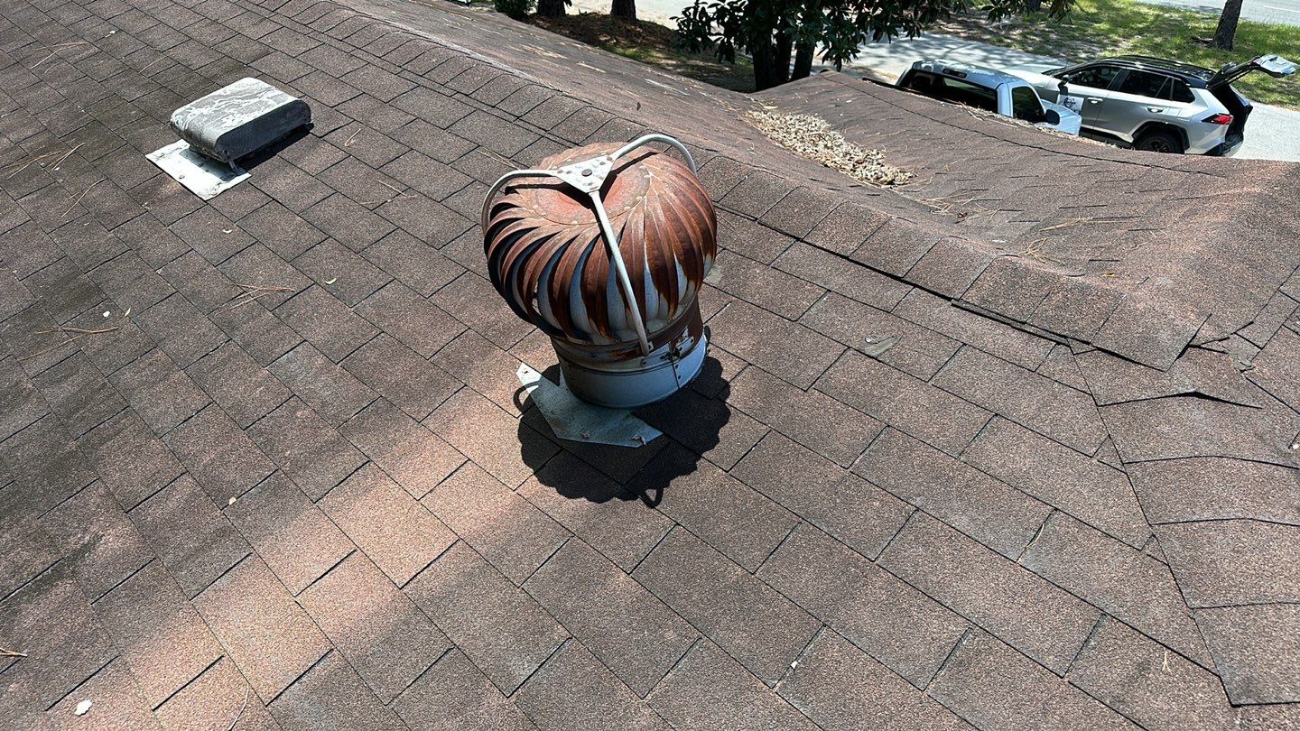 Residential Roofing Installation using Owens Corning Oakridge Estate Grey by Talya Roofing