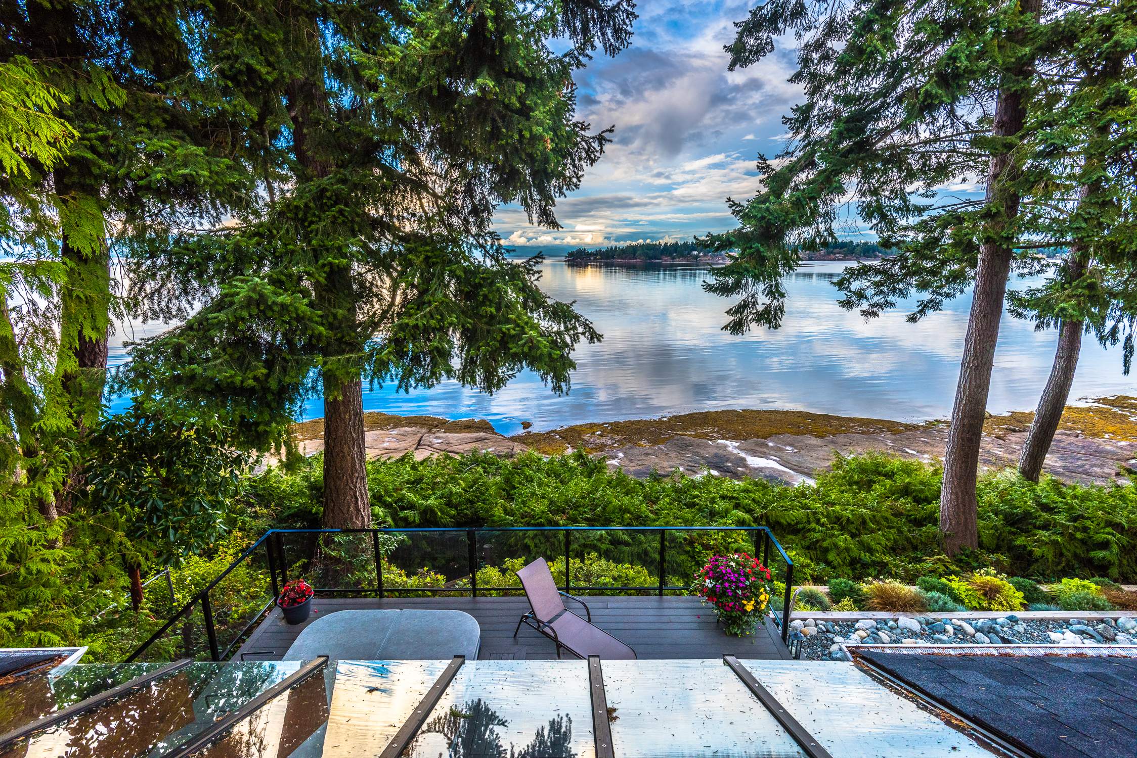 Madrona Drive Renovation by Camelot Homes