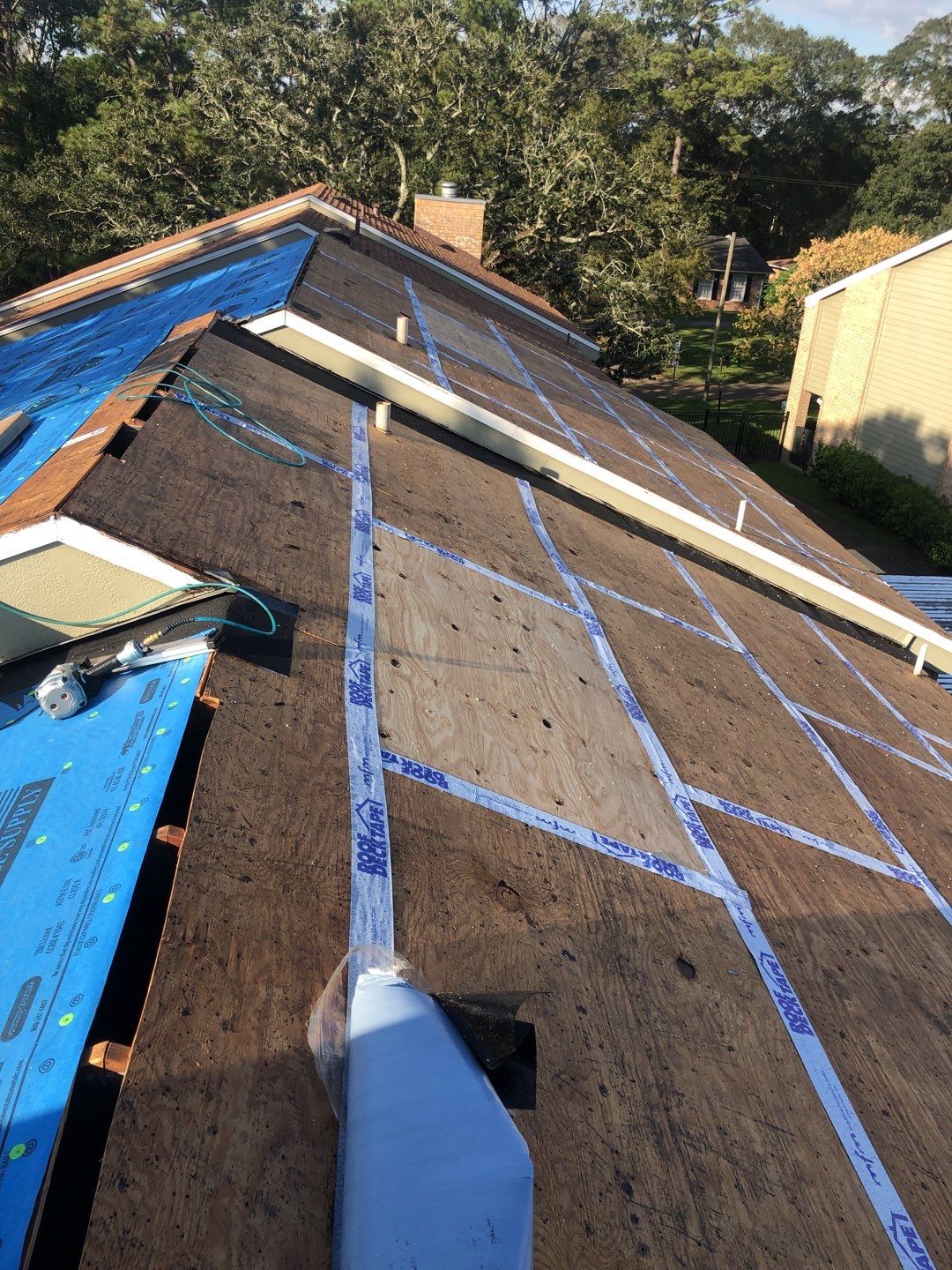 Residential Roofing Repair using Roof Replacement by American Roofing & Construction LLC