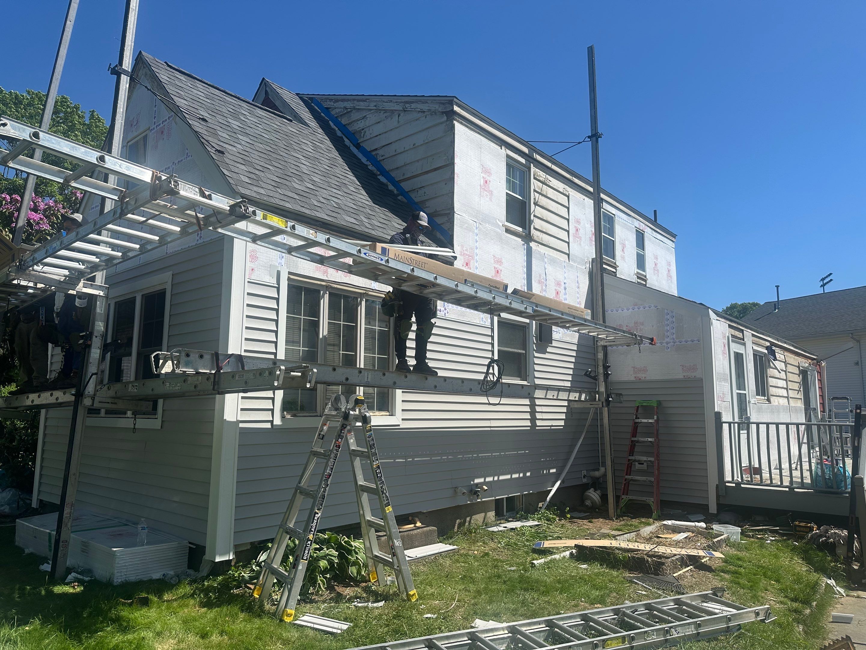 ROOF & SIDING by JLP PRO SERVICES LLC
