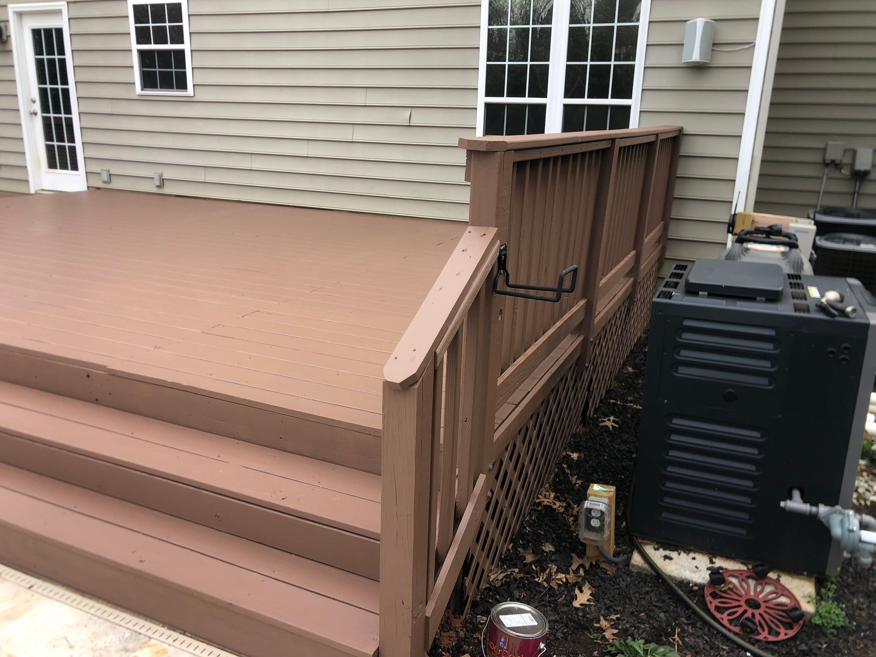 Coated Deck using AcryFin by DuraSeal