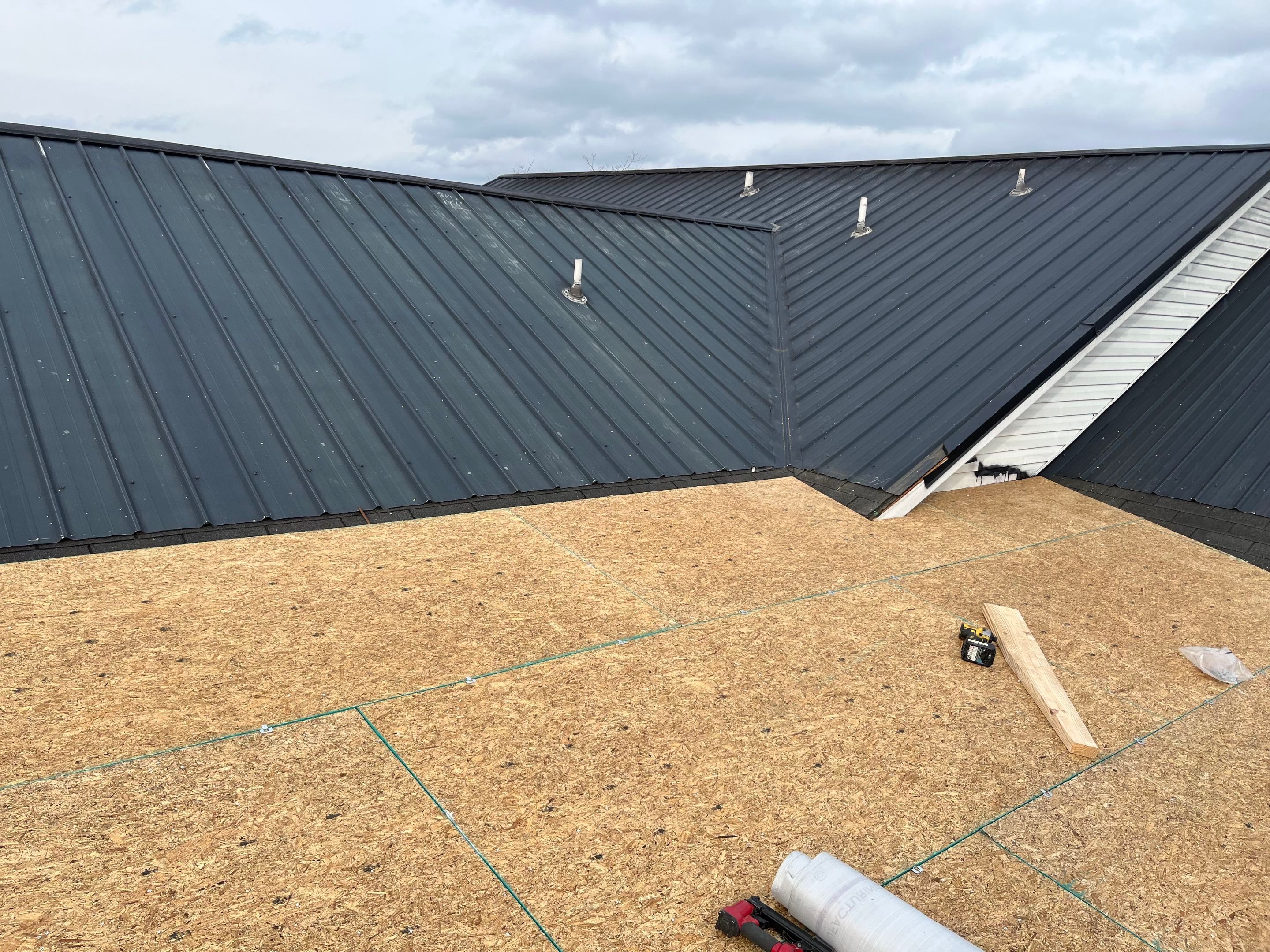 Residential Metal Roofing Replacement in Attalla by The Roofing Dudes