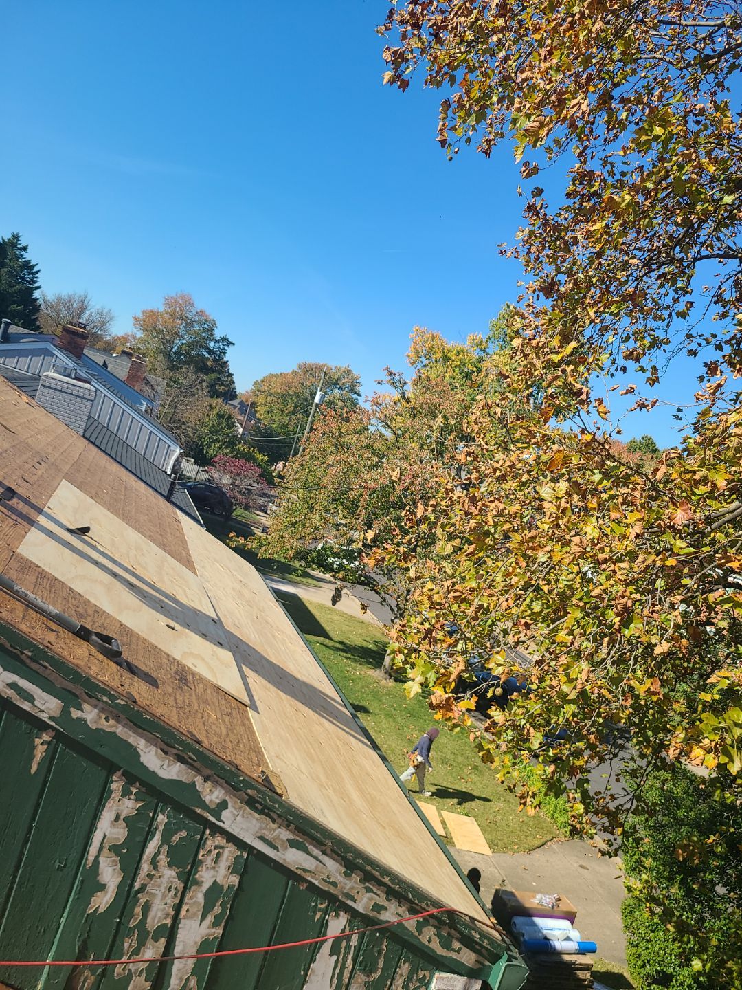 Arlington: Residential Roof Replacement with CertainTeed Landmark Pro Designer Shingles in Max Def Charcoal Black by RM Banning, Inc.