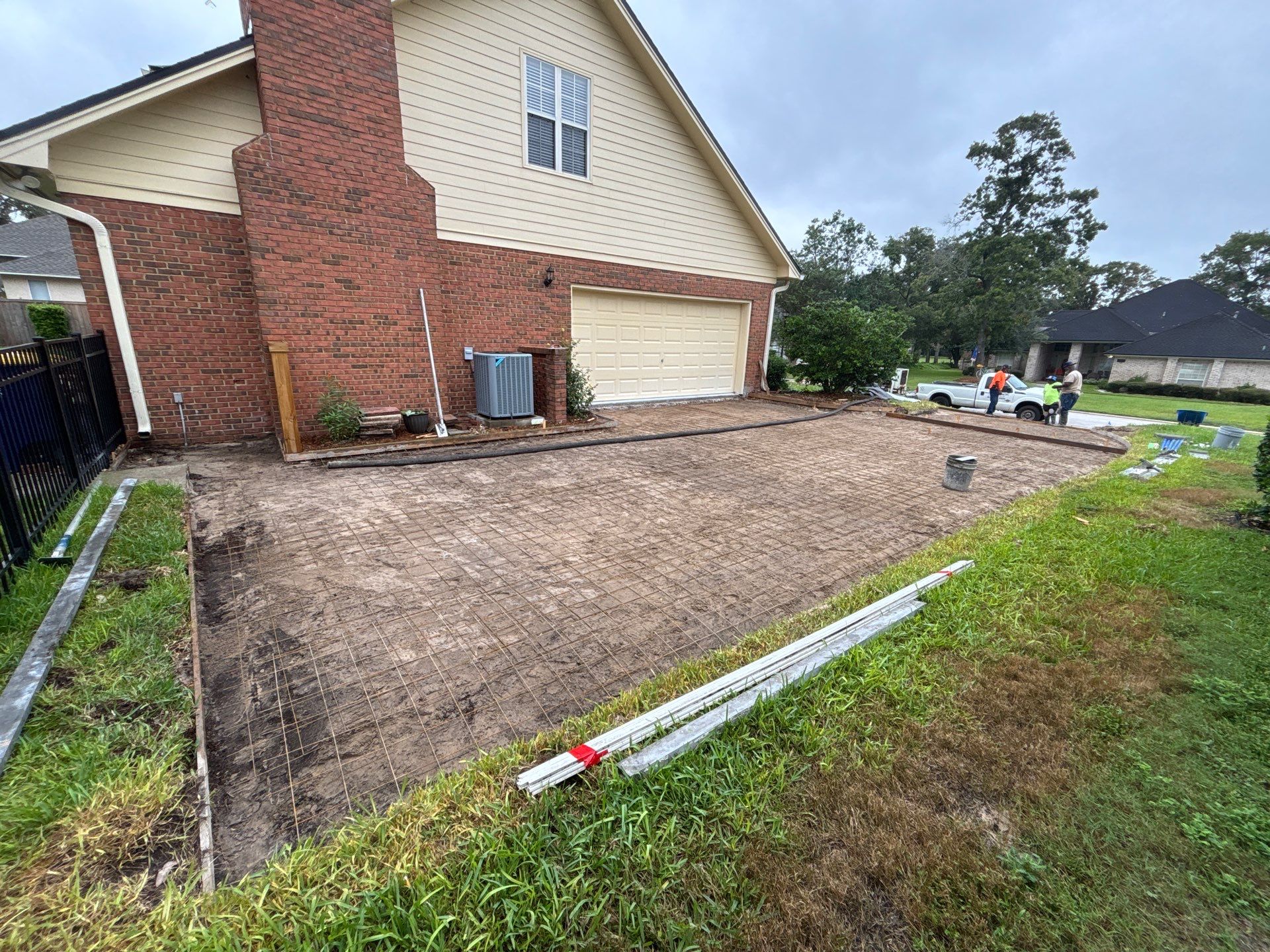 Driveway Replacement ON A HILL in Jacksonville, Florida by Burlington Concrete & Asphalt Inc