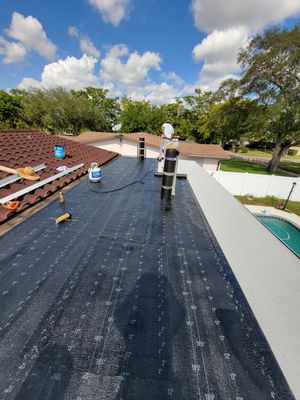 N 52nd Ave., Hollywood, FL