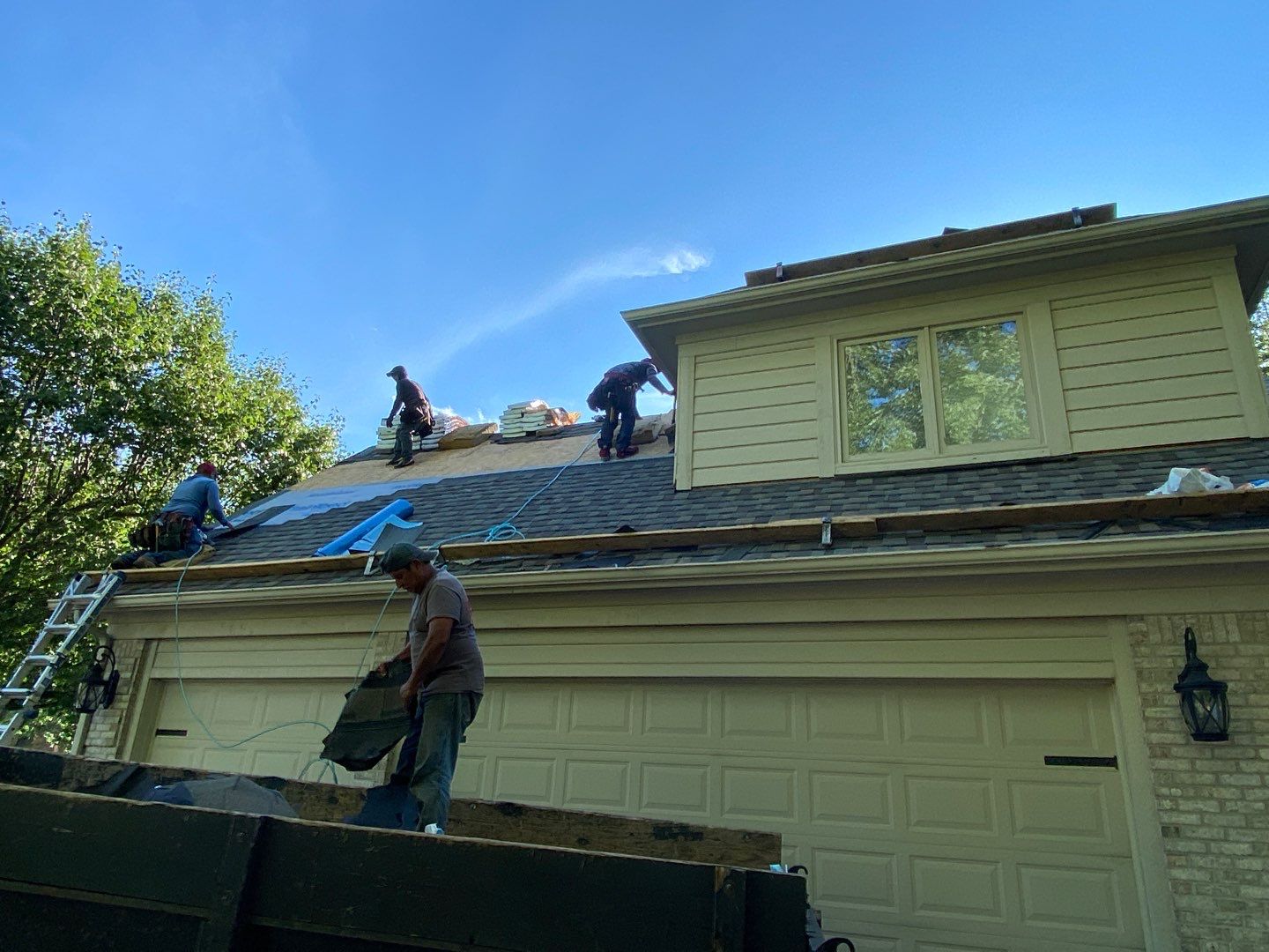 Roof Replacement using CertainTeed Landmark by 180 Contractors
