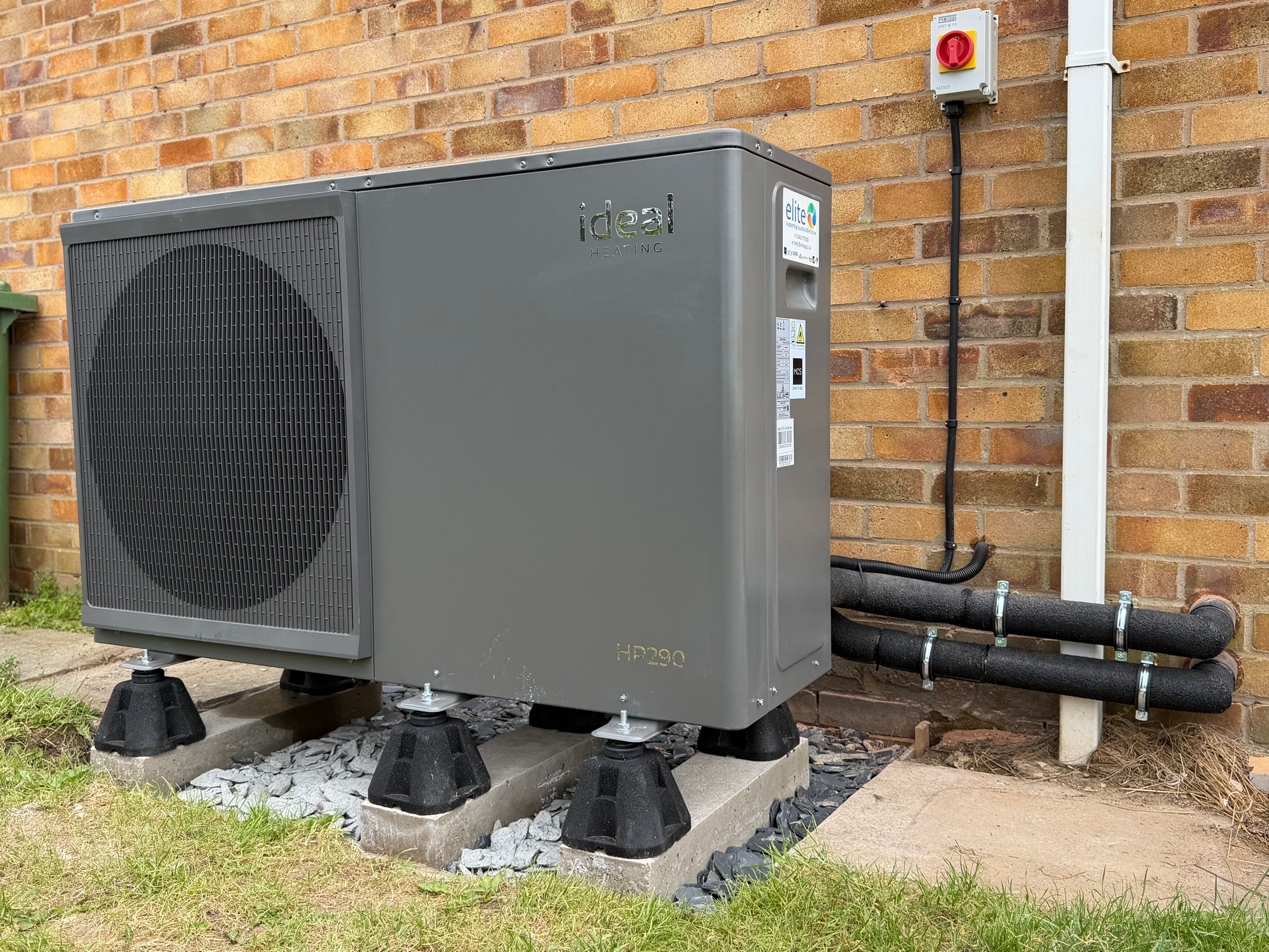 🔥 Hot Water Done Properly: Heat Geek Super Cylinder Meets Heat Pump Performance 🔥 by Elite Services Group Ltd