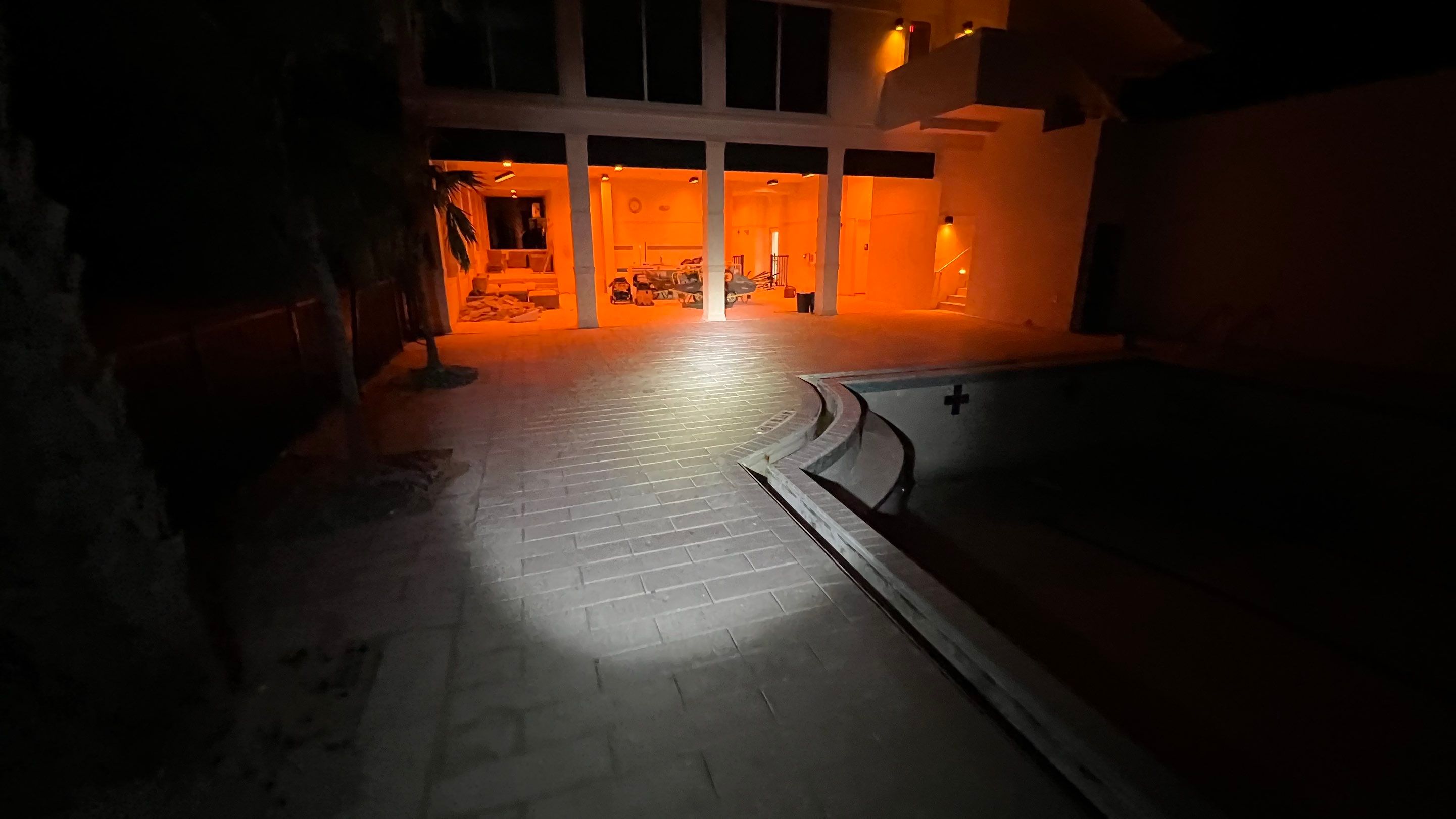 Beachside Community Club Pool Cleanout by APS Power & Water