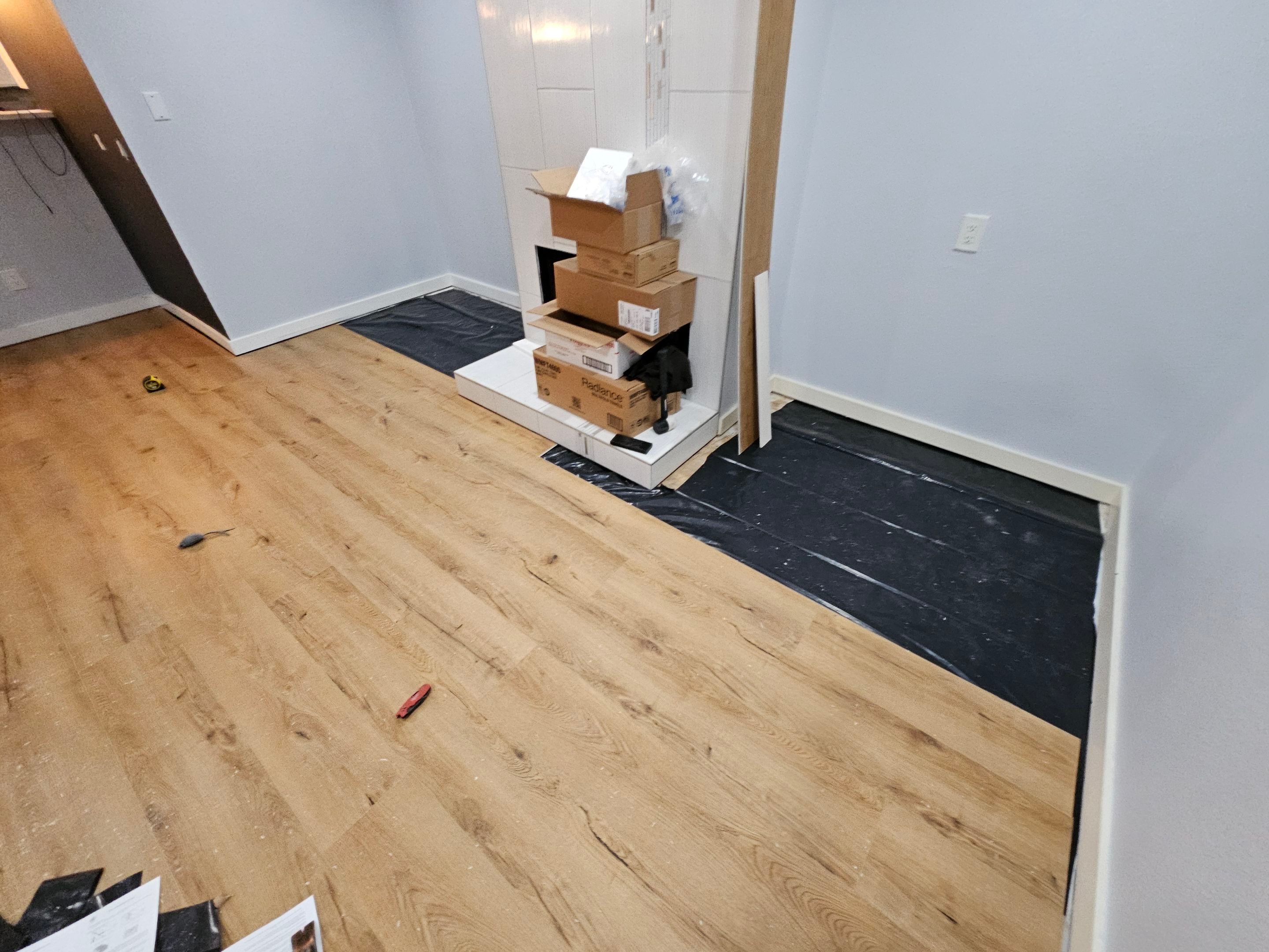 Laminate floor & fence by EL-GC LLC 