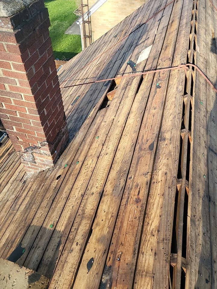 ATLAS PINNACLE COLOR: BLACK SHADOW, DRIP EDGE: BLACK by Eagle Eye Roofing