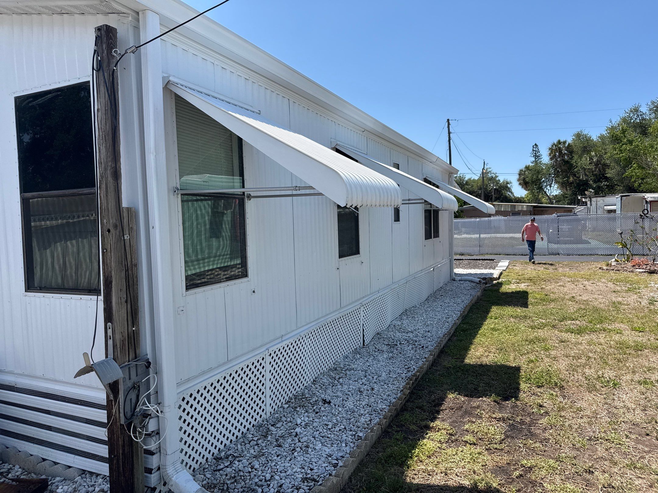 Mobile Home Soft Wash & TPO Roof Cleaning in Plaza Estates – Bradenton, FL by Sunshine AquaWash