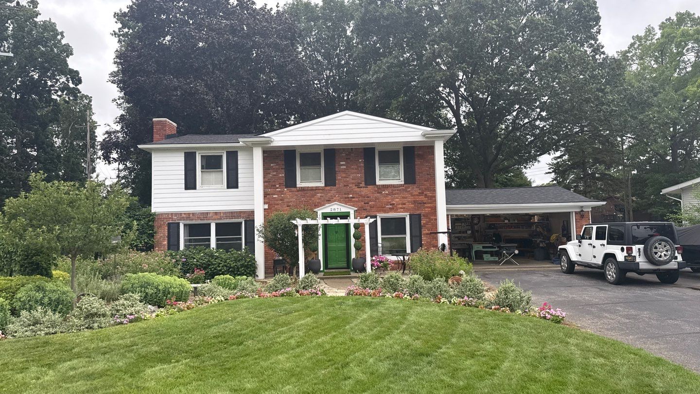 Roof Replacement using Owens Corning Onyx Black by 180 Contractors
