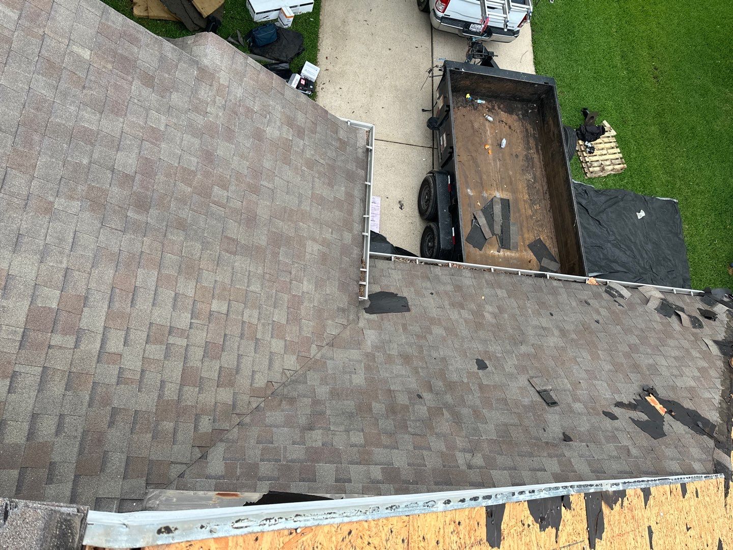 Hail Damage using Owen's Corning Duration (Lifetime) Shingles by Roof Repair Company