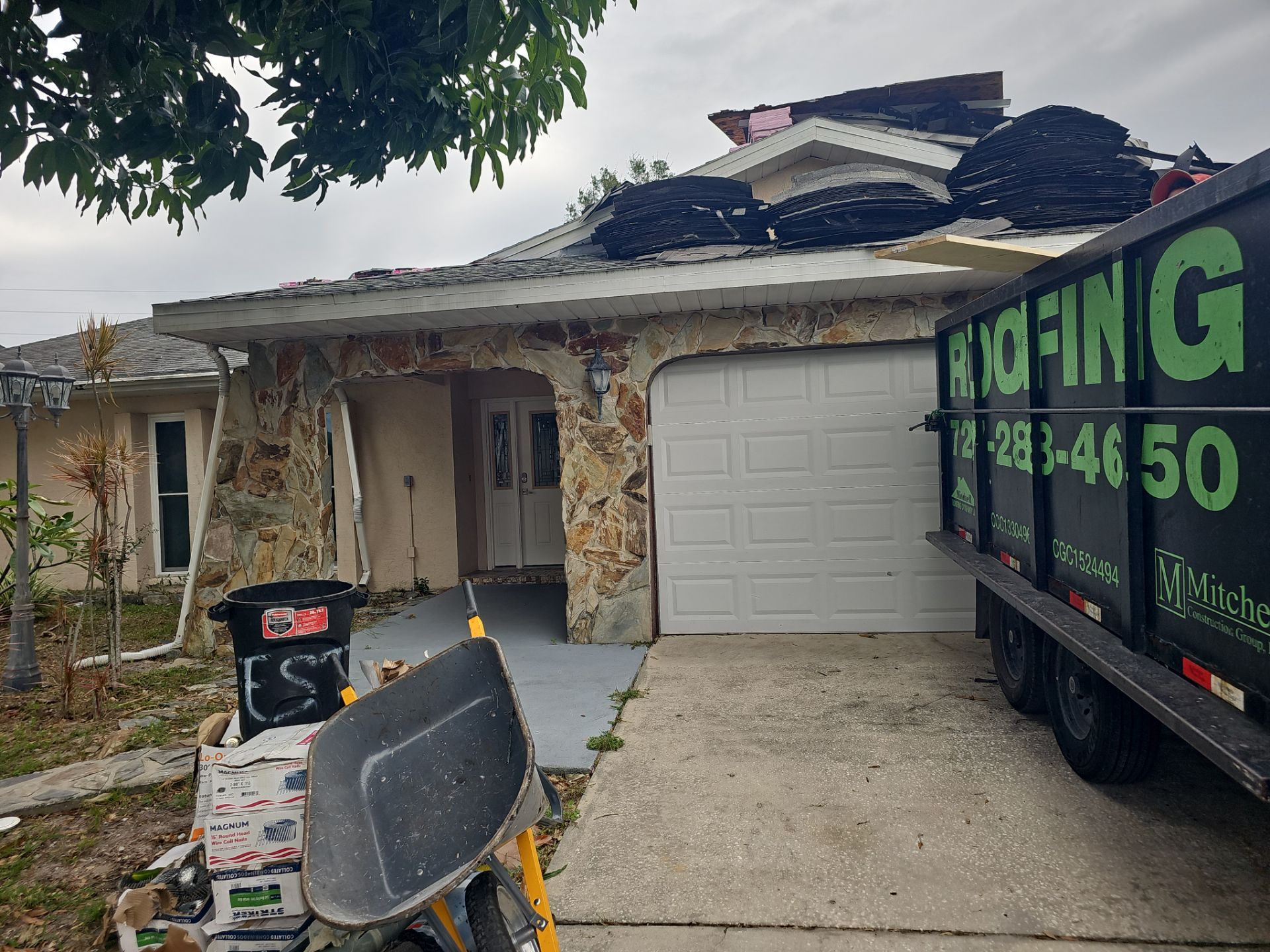 Project in Seminole 33772 by Mitchell Roofing Company LLC 