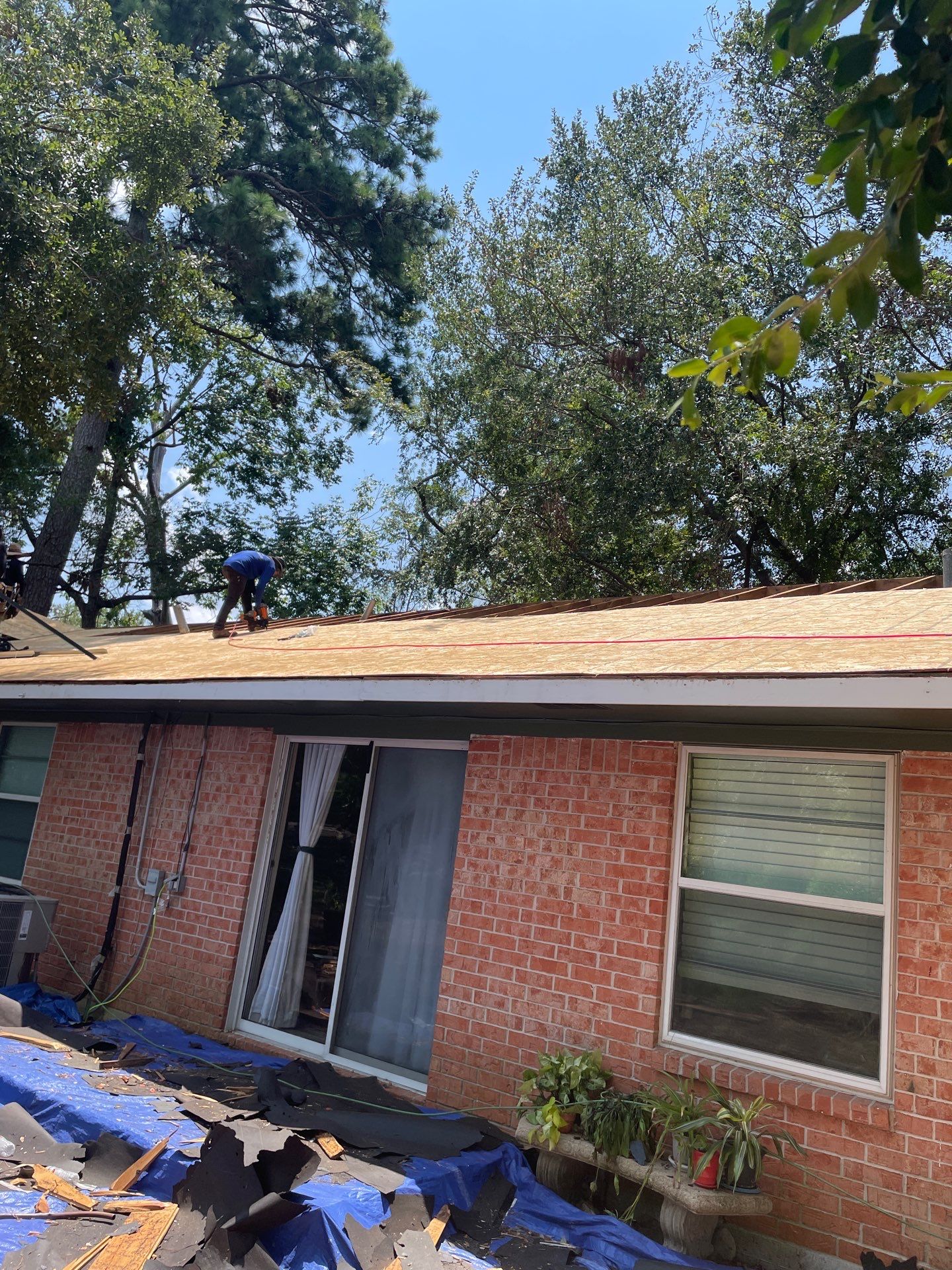 Residential Roofing Installation using Owen's Corning Duration (Lifetime) Shingles by Roof Repair Company
