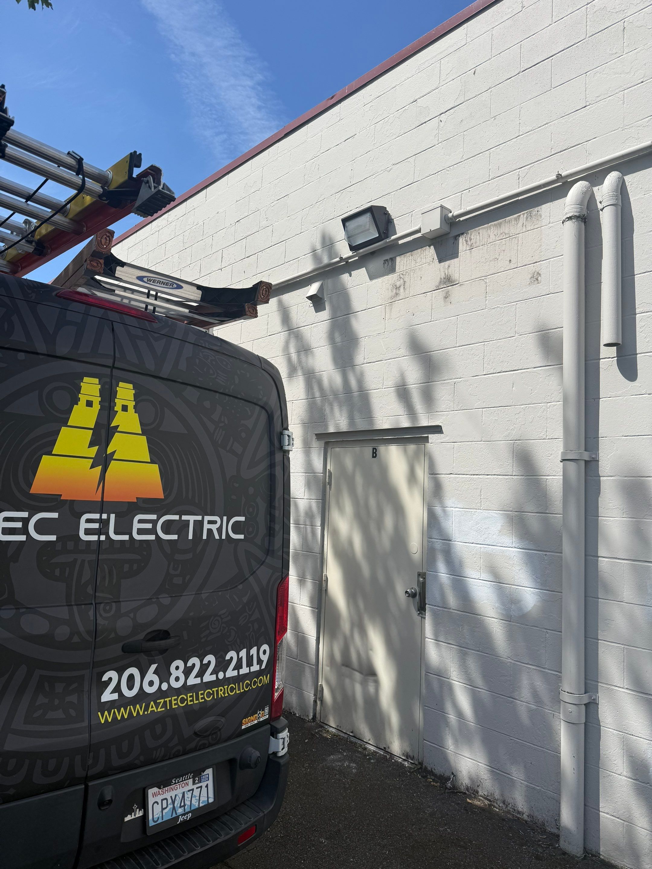Lynnwood Wall Pack lighting Upgrade by Aztec Electric LLC