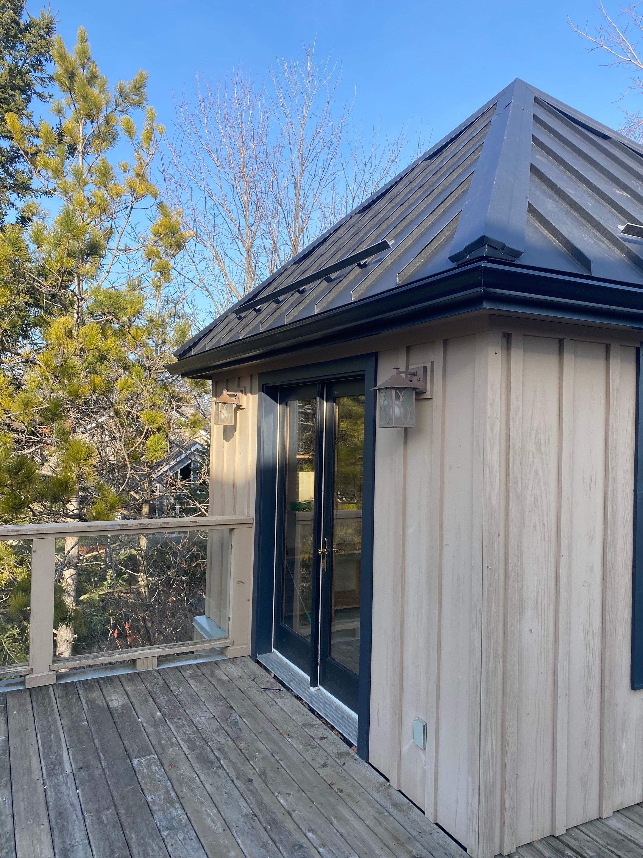 Residential Roofing Installation using 24 Ga Standing Seam Metal by Jay Carter Roofing & Sheet Metal