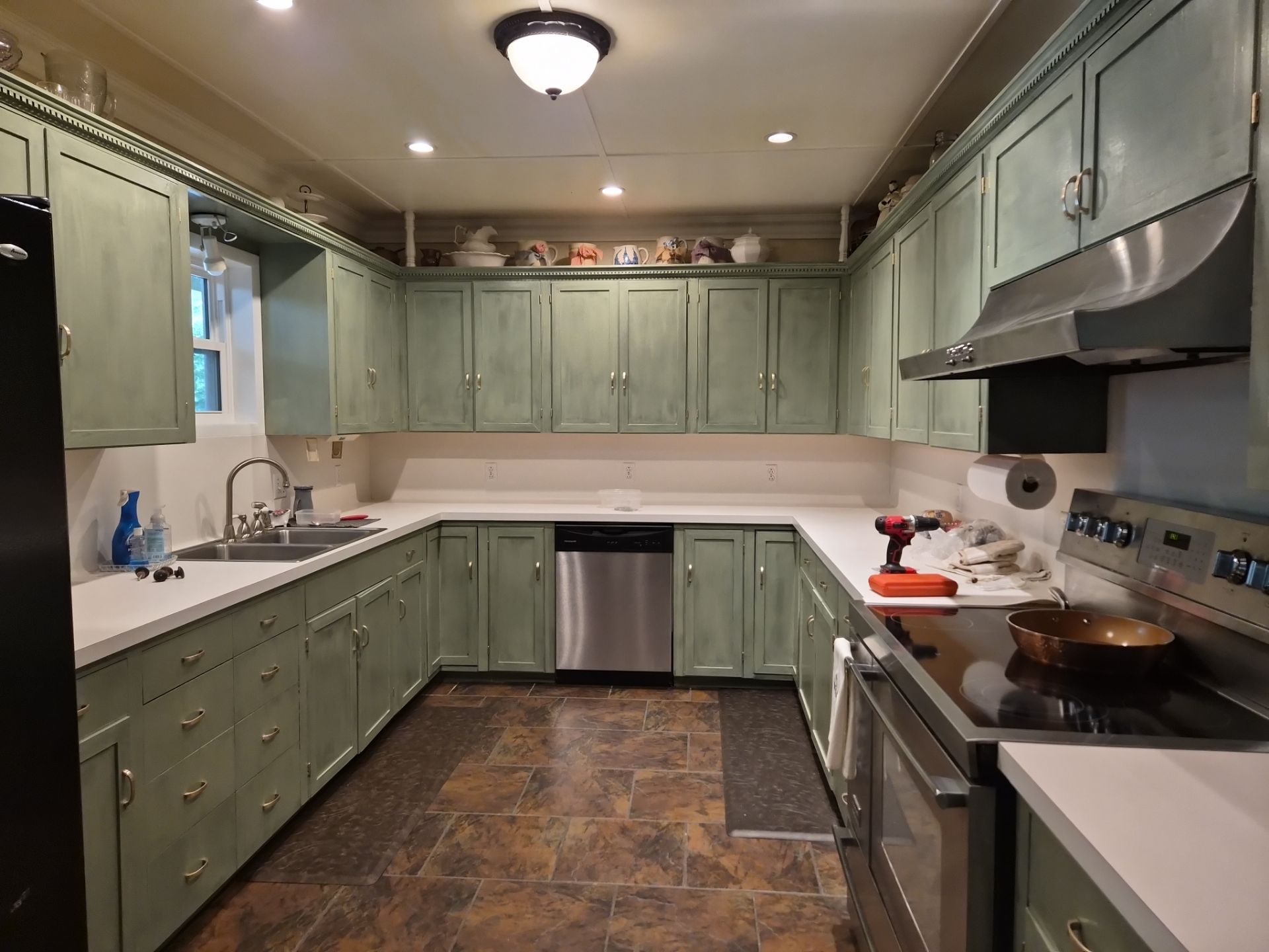 Cabinet Painting – Tyler, Tx (Near the Swan Community) by Quality Coats Painting