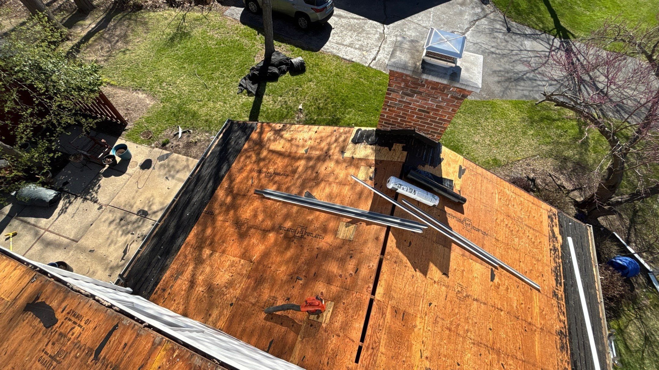 Roof Replacement using Owens Corning Onyx Black by 180 Contractors