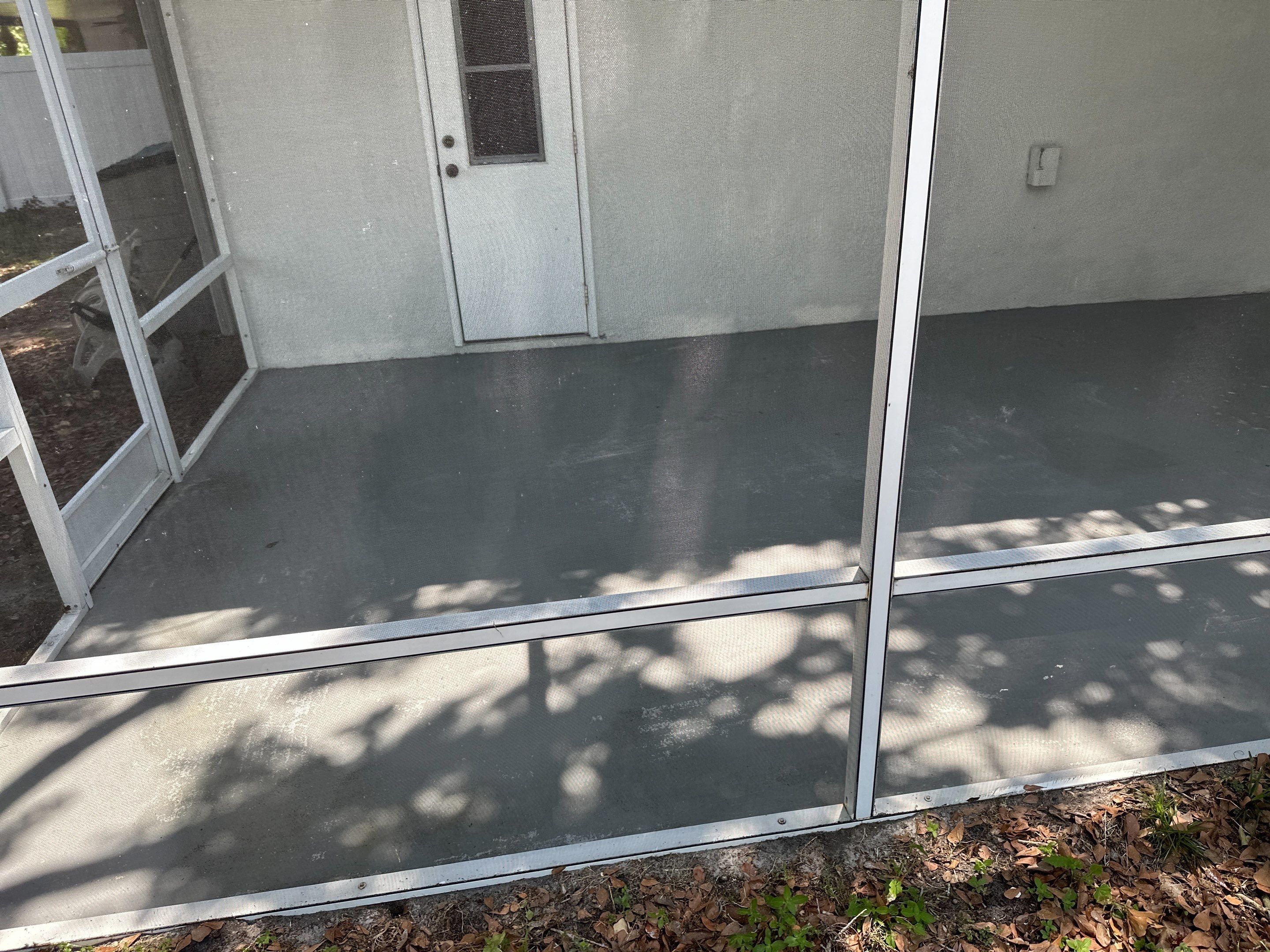 1-Story House Wash, Driveway, Patio/Lanai & Screen Enclosure Cleaning in Oakley Community, Ellenton, FL | Sunshine AquaWash by Sunshine AquaWash
