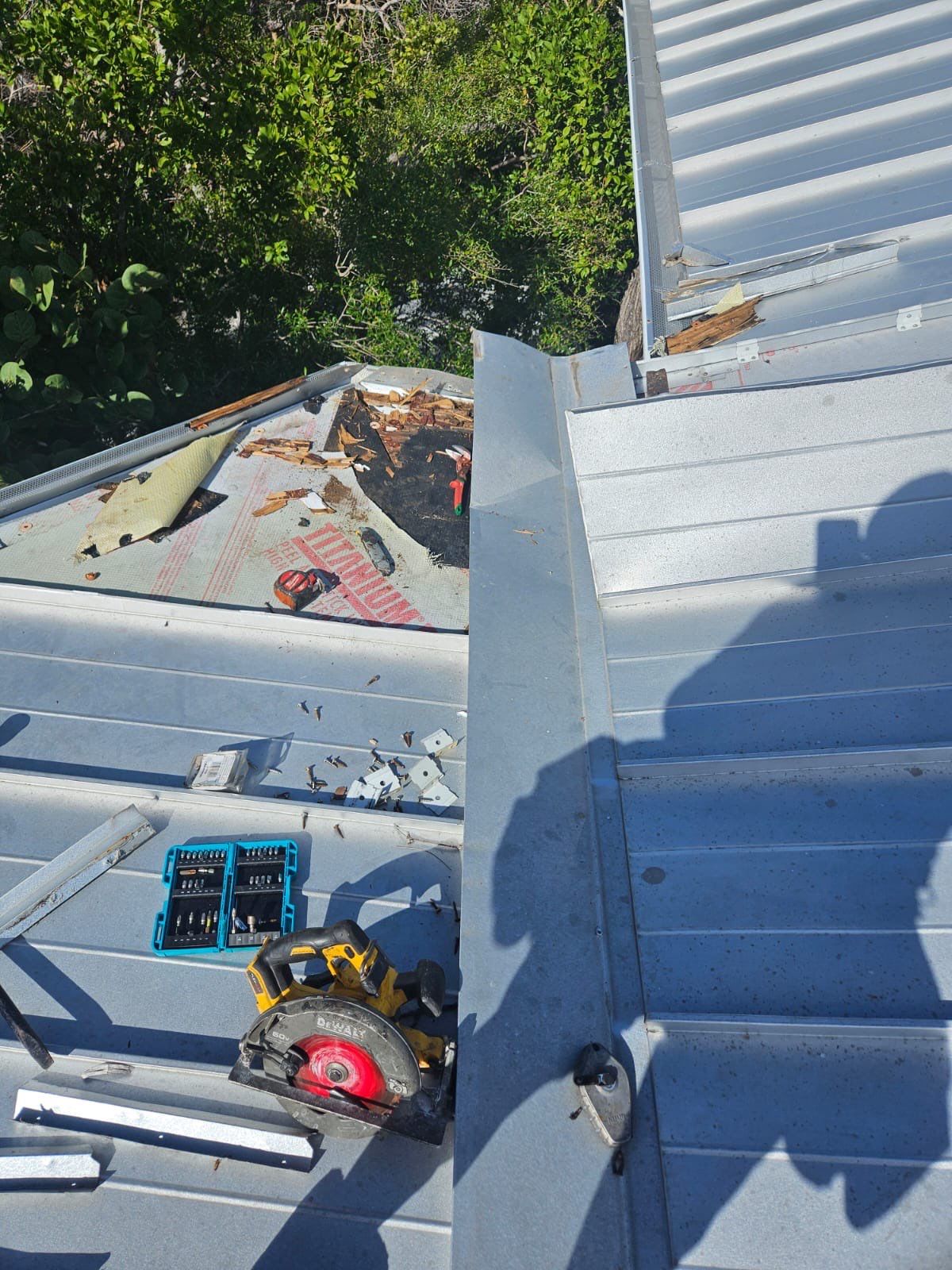 Residential Roofing Repair using Gulf Coast Metals Gulf Seam Panels by Four Peaks Roofing