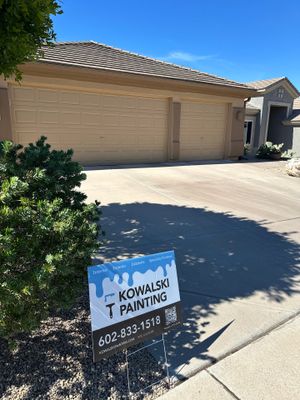 Meadowhill Dr - Exterior