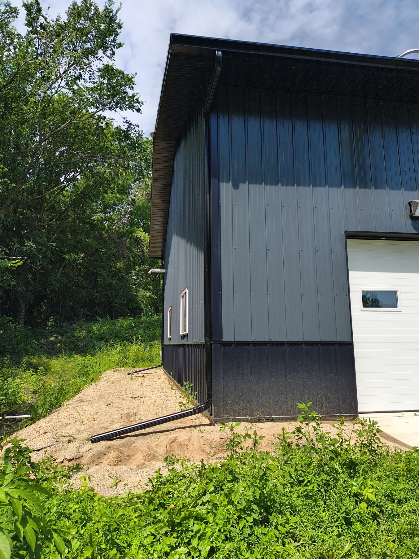 6" Gutters + Snow Rails Installation by Next Level Seamless Gutters / Exteriors Inc.